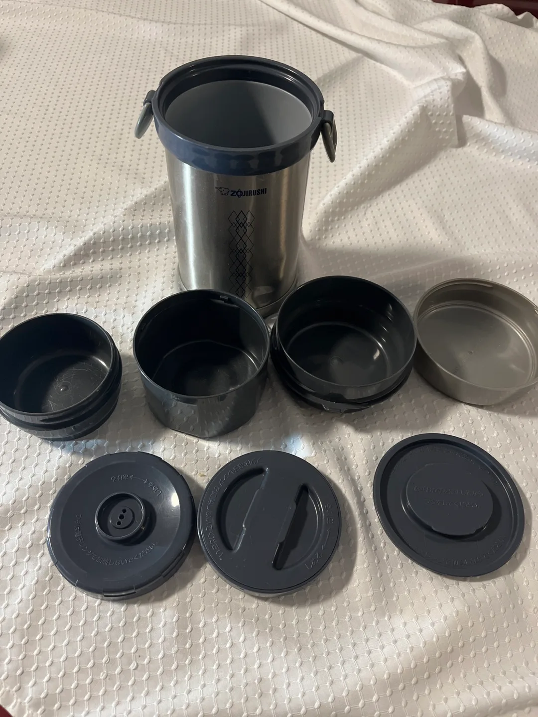 Zojirushi Mr. Bento Stainless Lunch Jar image indicator(2)