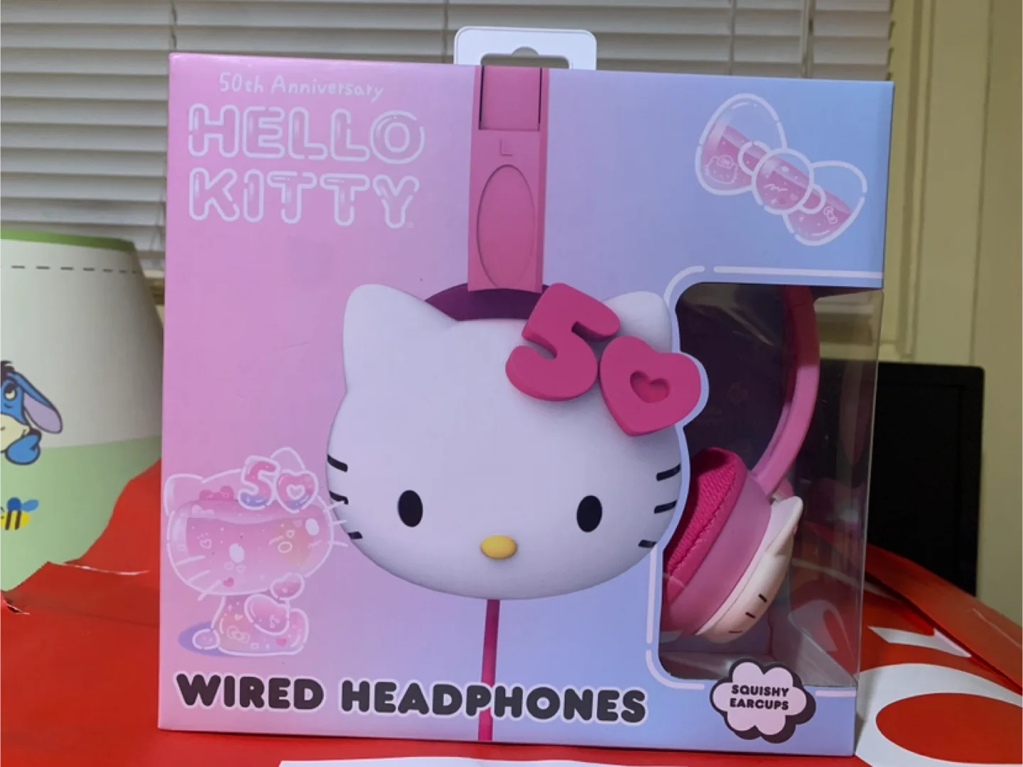 New Hello Kitty 50th Anniversary Wired Headphones thumbnail