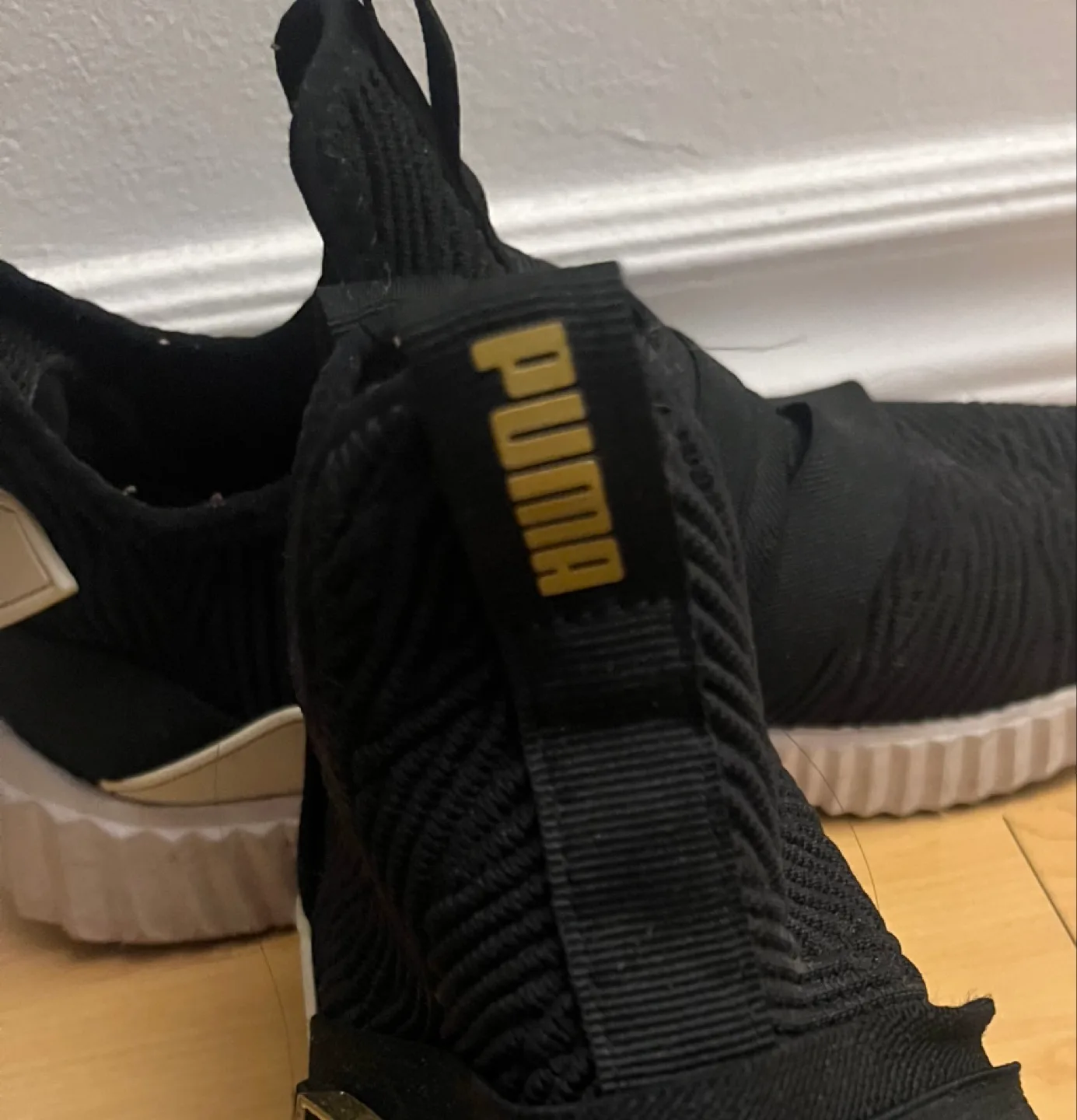 Puma Defy Mid Buckle Women's Training Shoes image indicator(2)