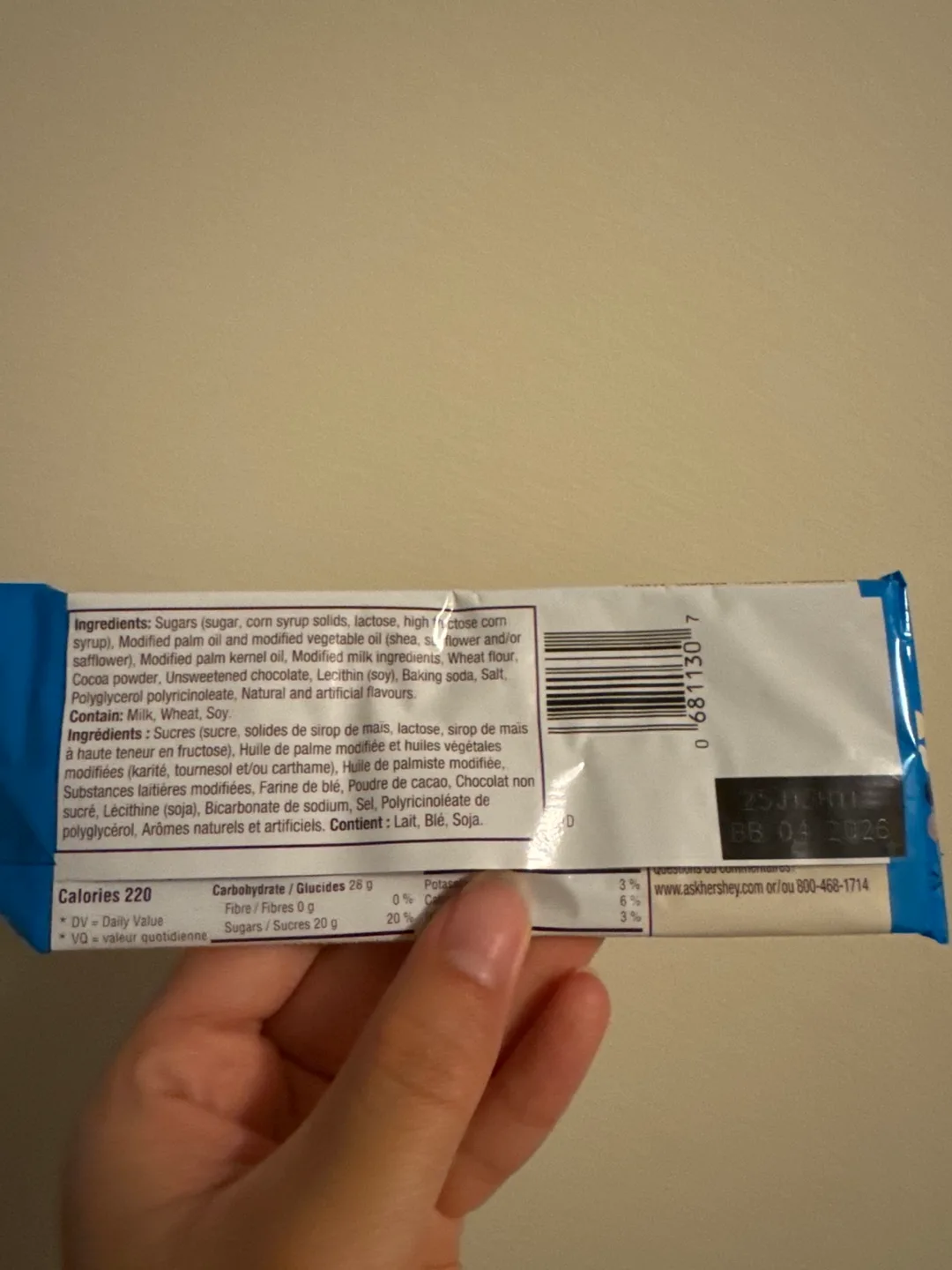 Hershey's Cookies 'N' Creme Bar image indicator(2)