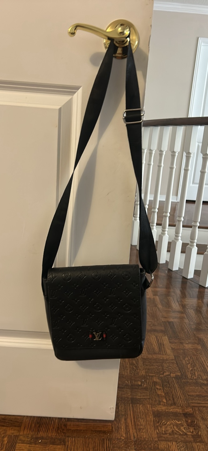 Louis Vuitton Black Embossed Leather Messenger Bag - photo 2
