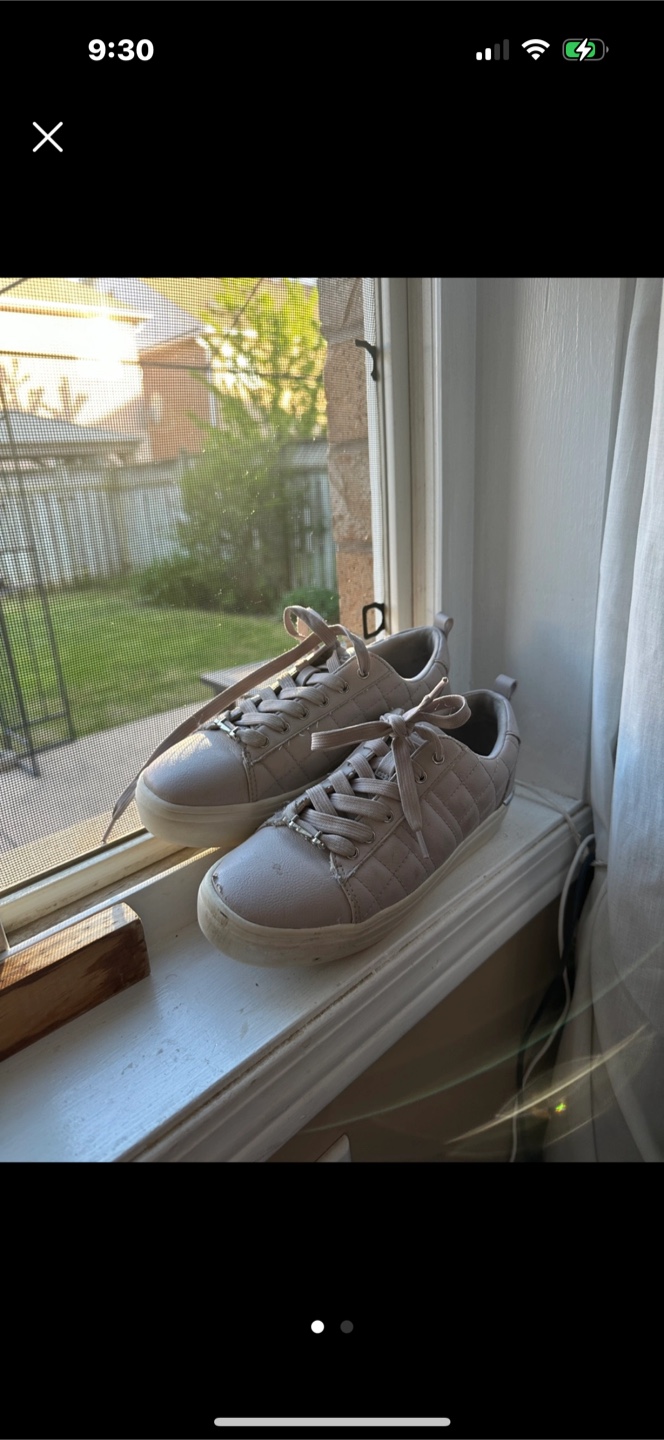 Guess Quilted Sneakers