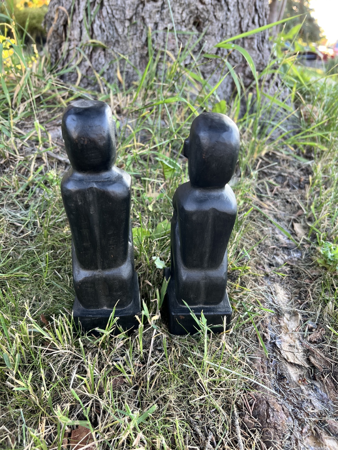 Pair of Wooden Statues - photo 3