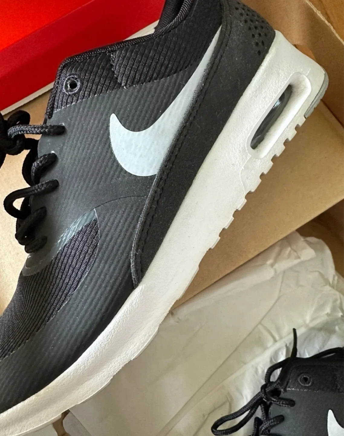 Nike Air Max Thea image indicator(2)