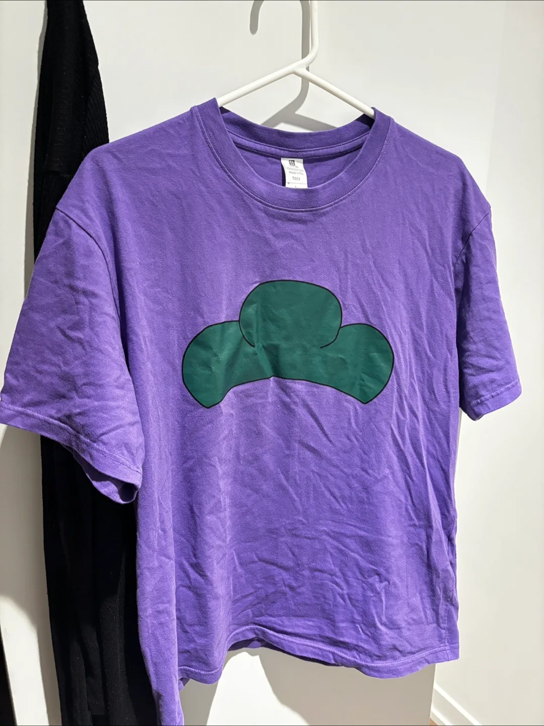 Purple Graphic T-Shirt - Size M thumbnail