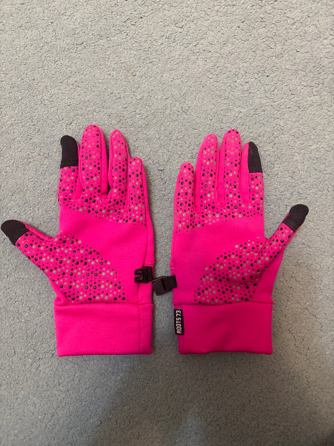 Roots Kids Pink Sports Gloves - Size M - photo 2