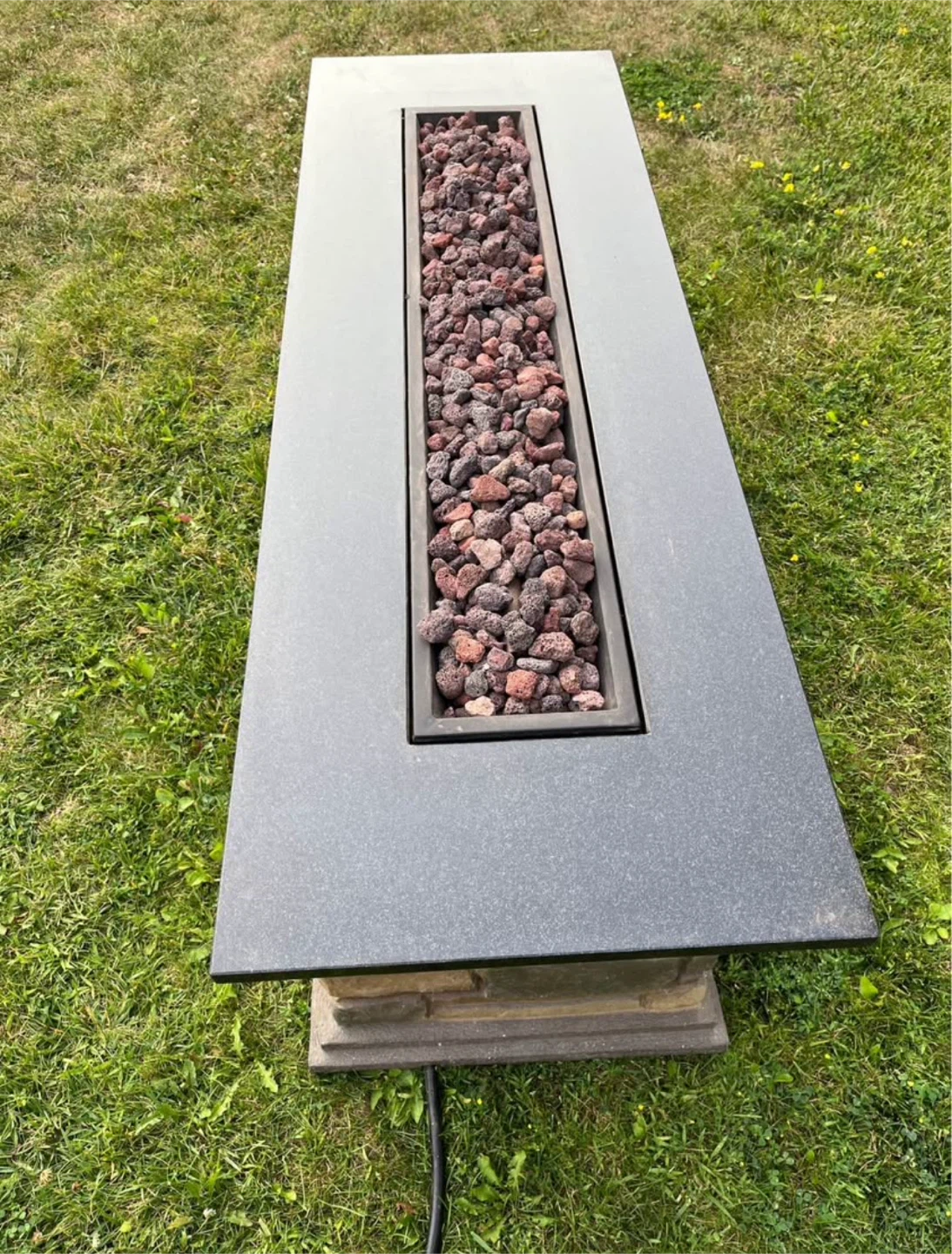 🔥 FOR SALE: Outdoor Propane Large Fire Pit – Black Granite Top 🔥 - photo 4