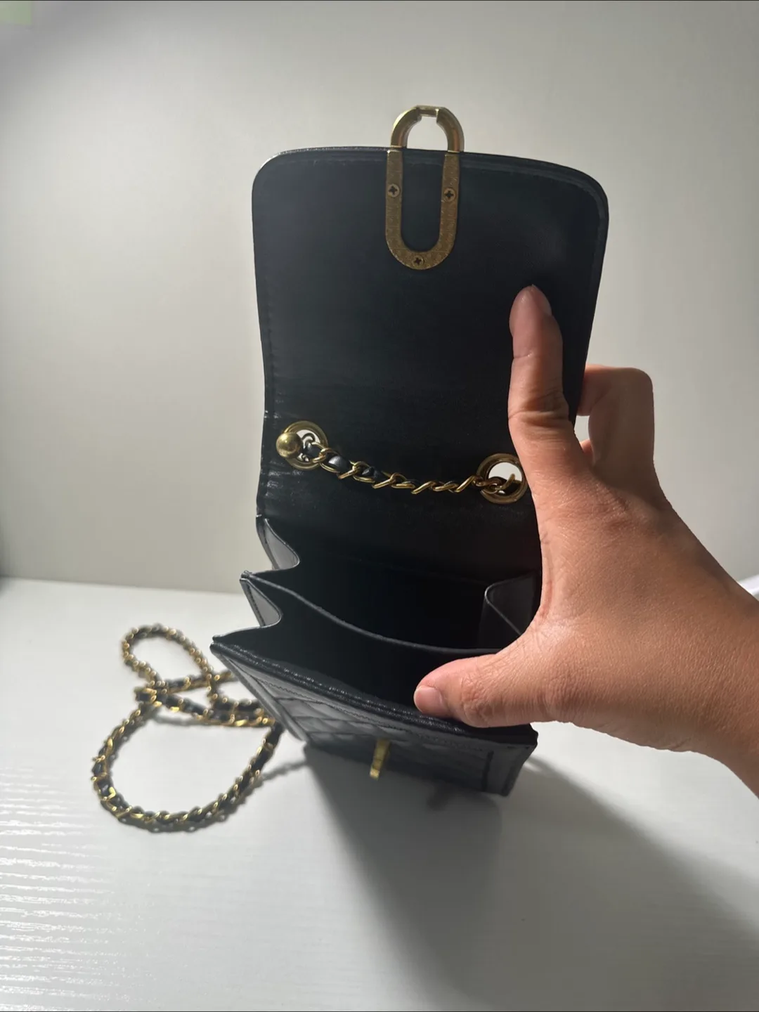 Black Quilted Chain Bag soft leather image indicator(2)