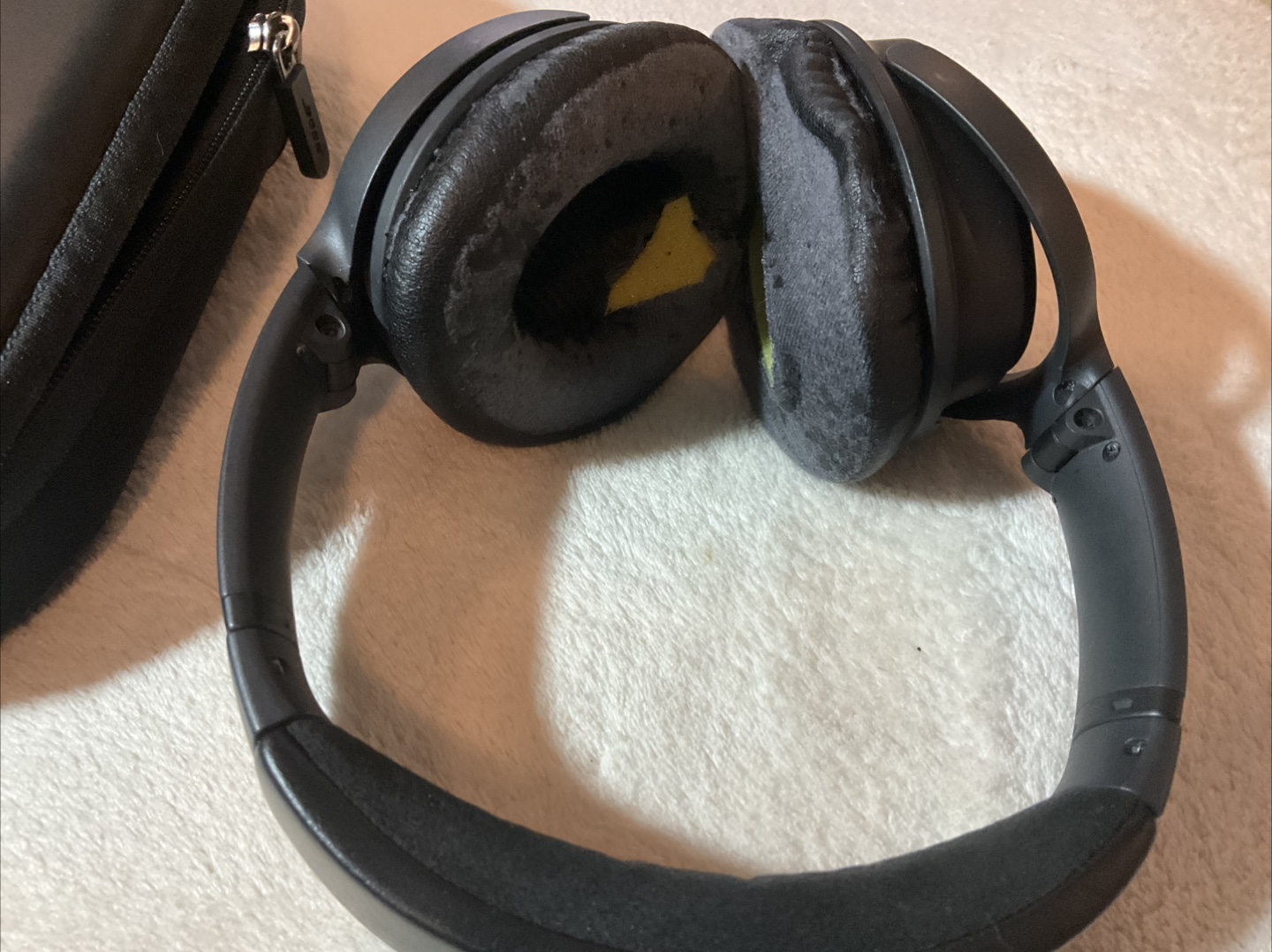 Bose wireless Black Headphones - photo 3