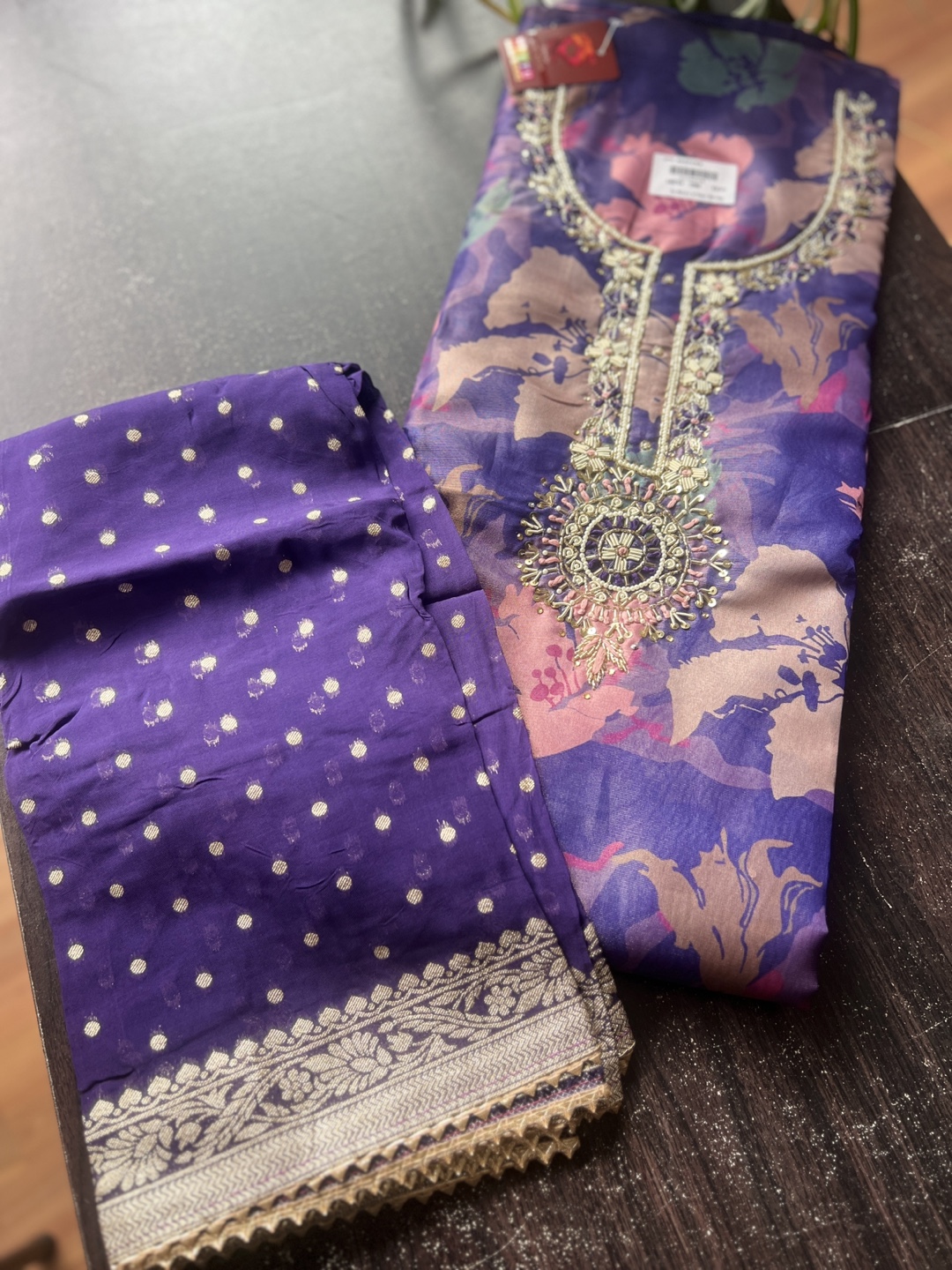 Modern Silk Party Wear Suit - photo 3