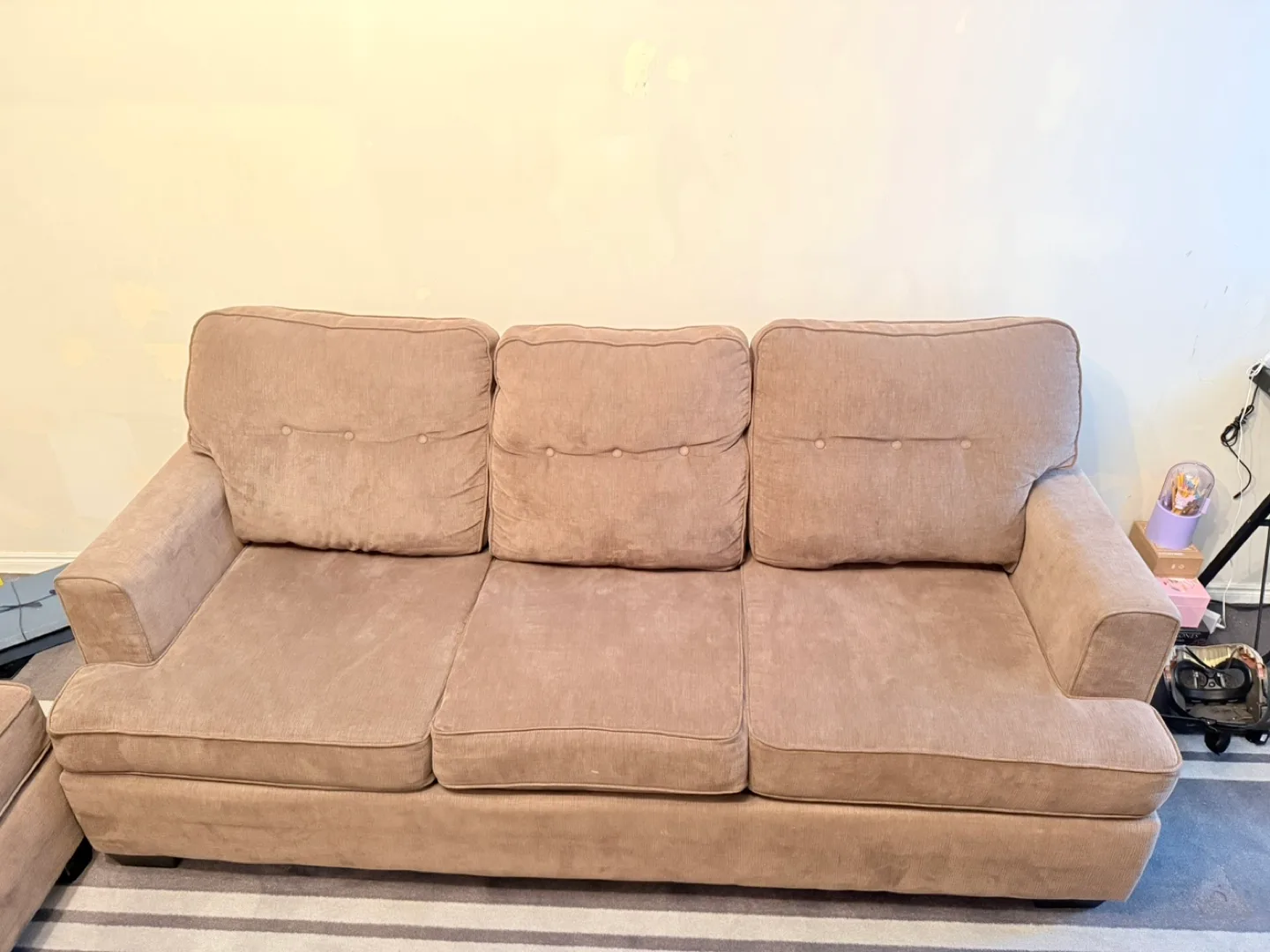 Brown Sofa Set image indicator(2)
