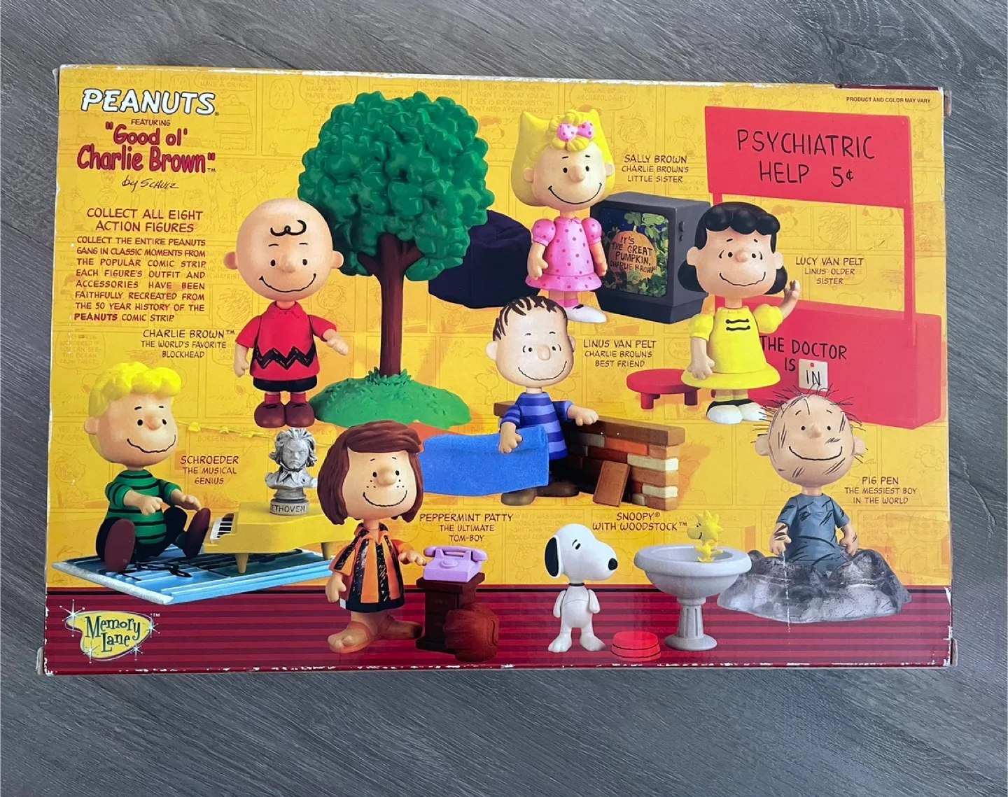 Peanuts - Good Ol’ Charlie Brown Figurine set image indicator(2)