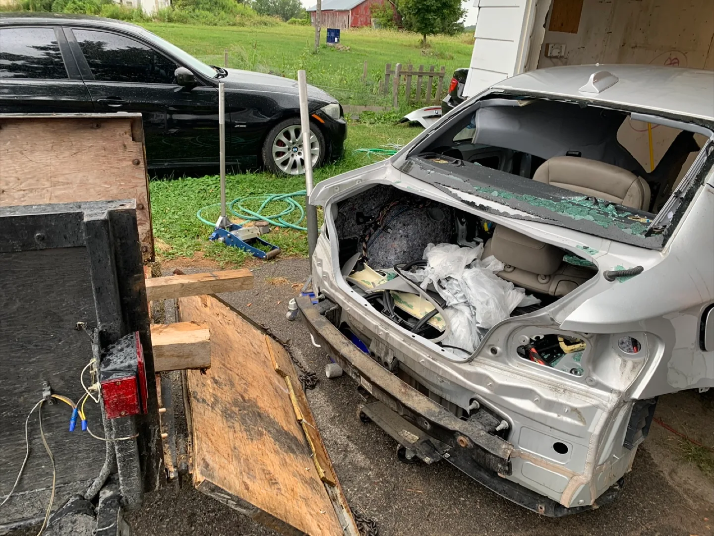 Best prices paid for scrap cars and chassis thumbnail