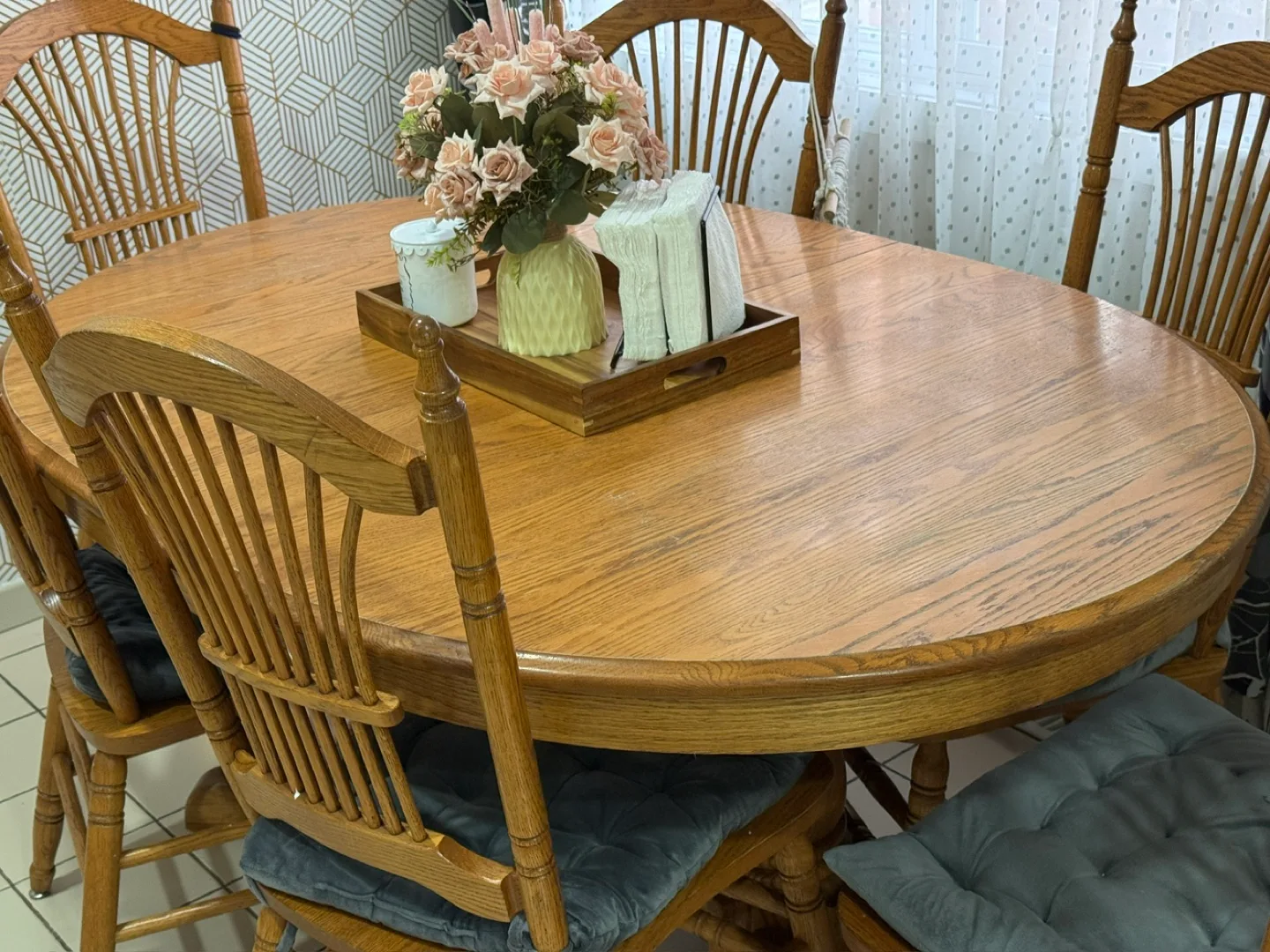 Oak Dining Table with 6 Chairs image indicator(4)