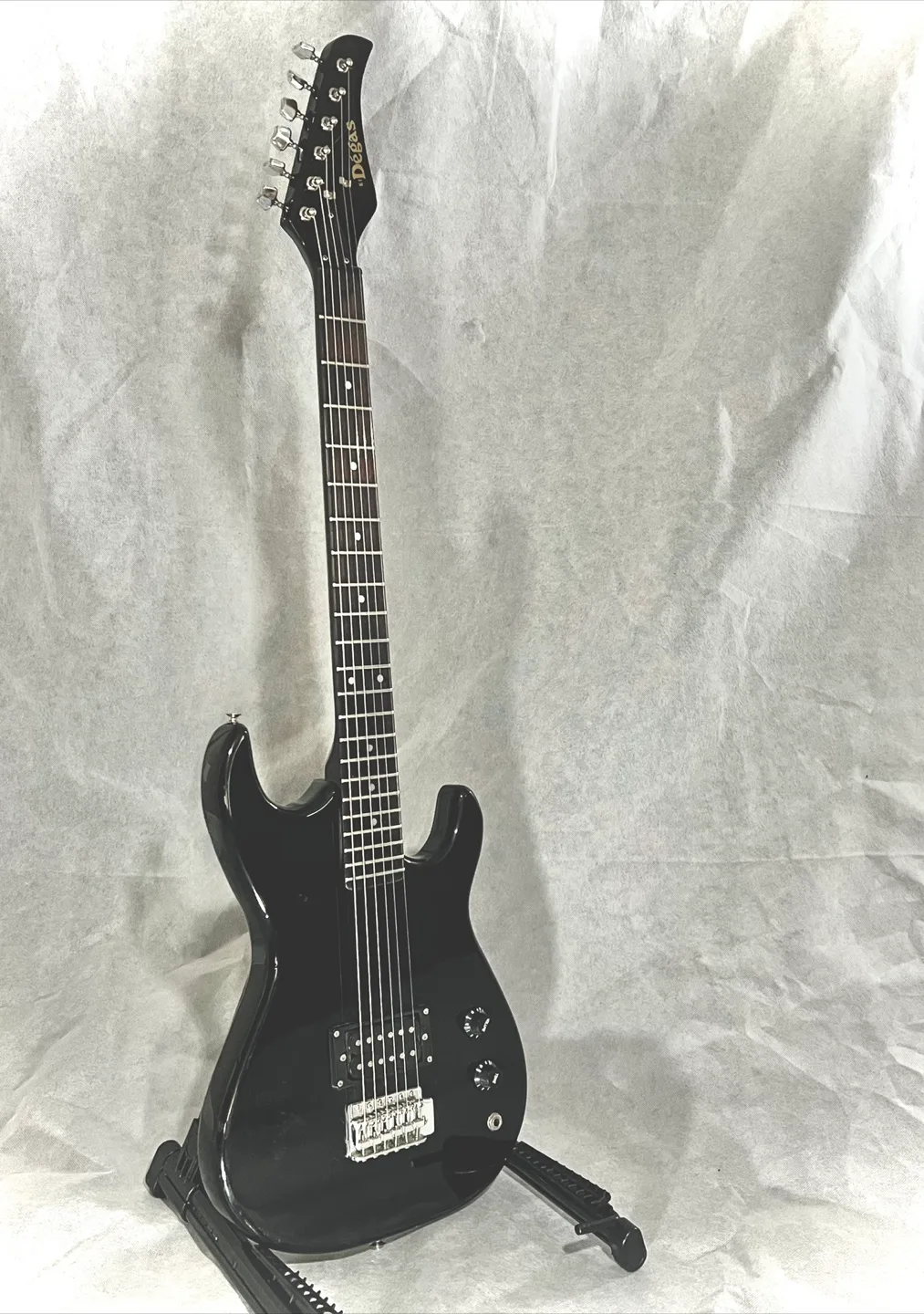 ElDegas electric guitar