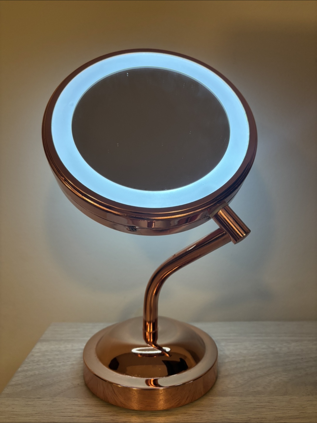 Illuminated Makeup Vanity Mirror - copper
