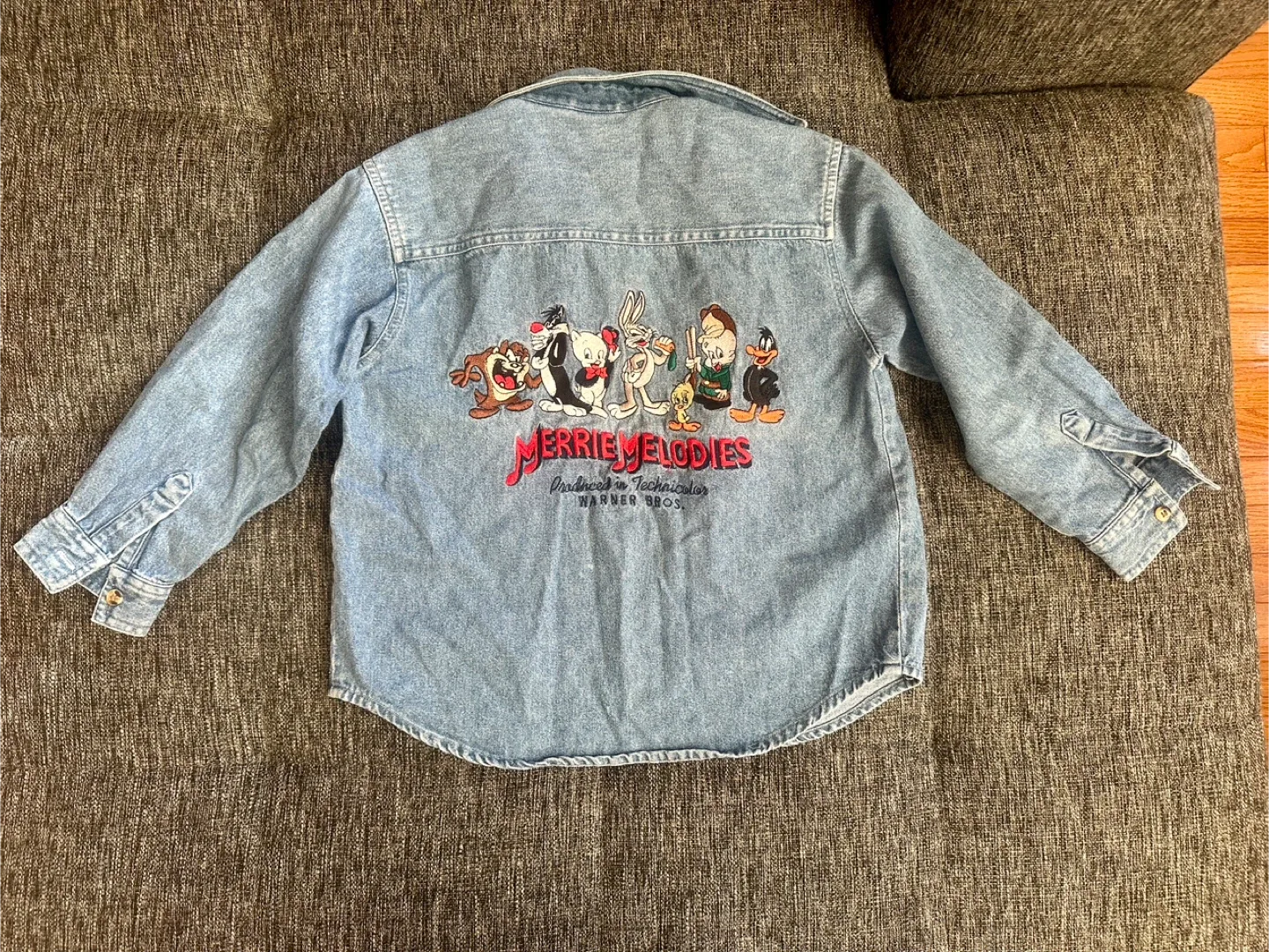Fall distressed denim jacke  for kids 5-7 thumbnail