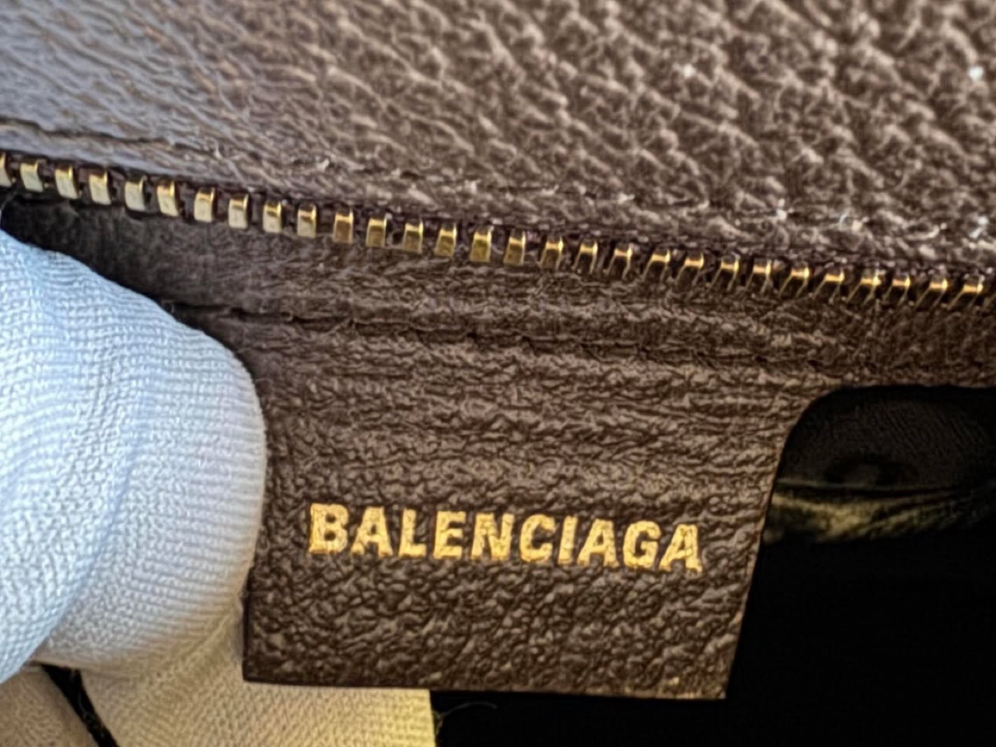 Gucci x Balenciaga 'BB' Monogram Shoulder Bag - photo 4