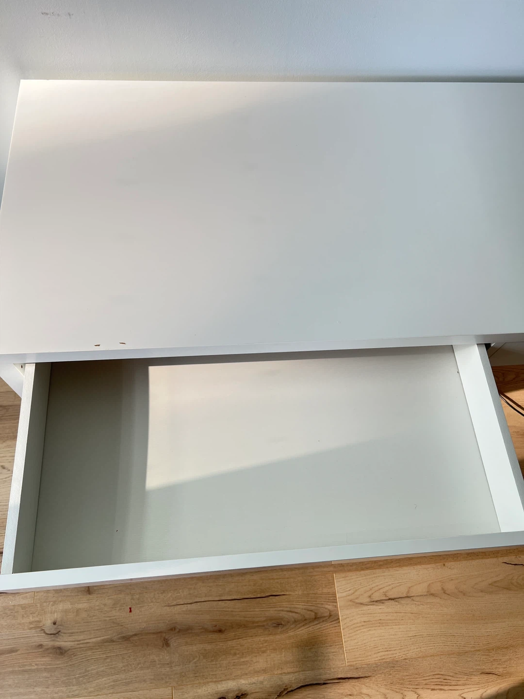 White Desk with Drawers - photo 2