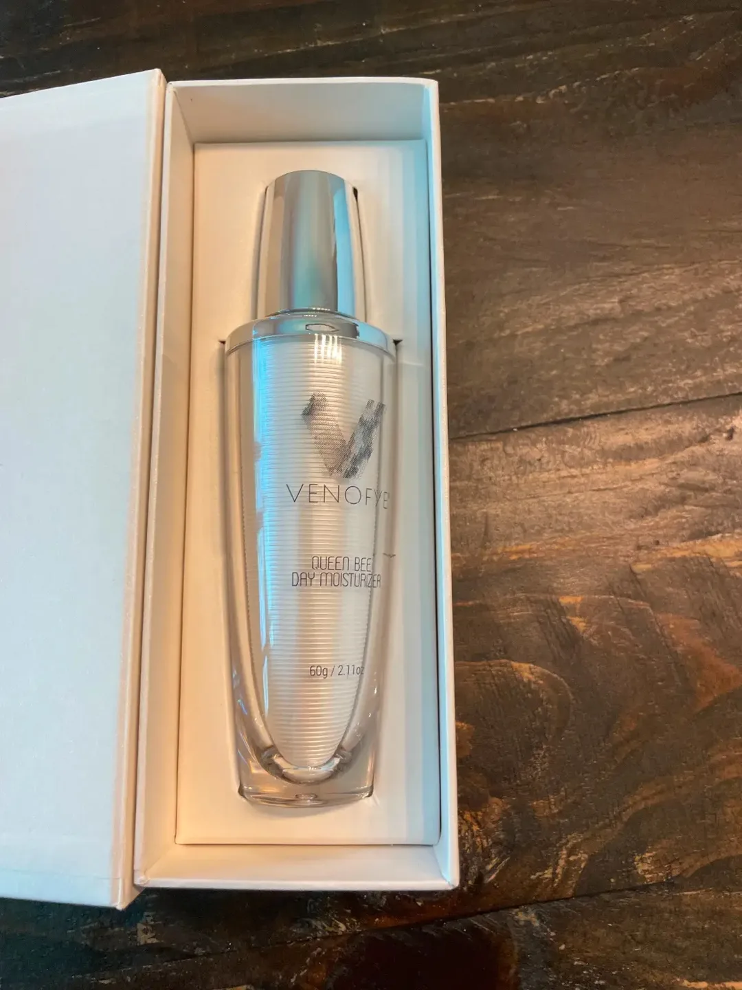 Opatra DermiEye & Venofye Queen Bee Day Moisturizer image indicator(2)