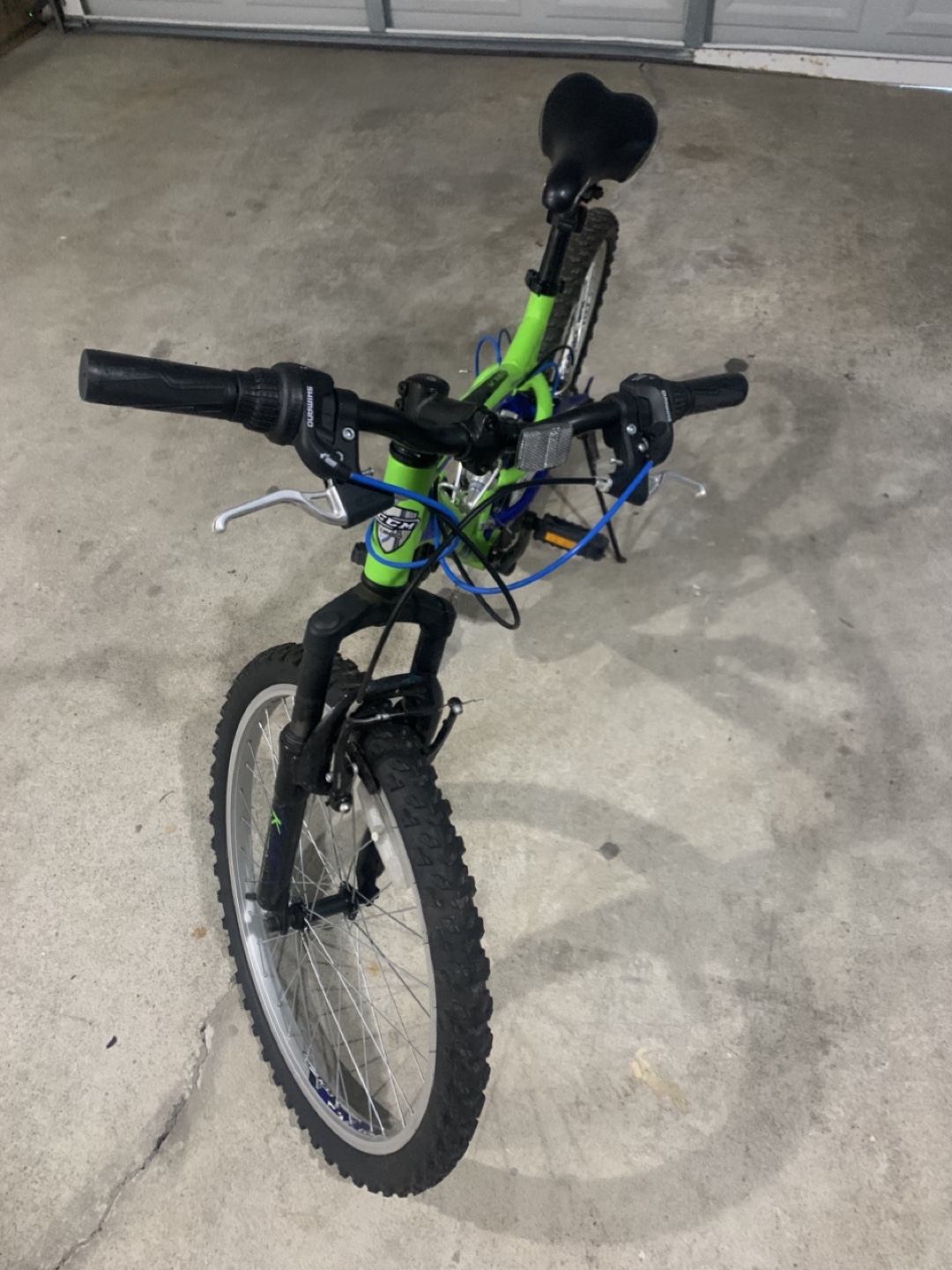 CCM Static 24" Mountain Bike - Green/Blue - photo 2