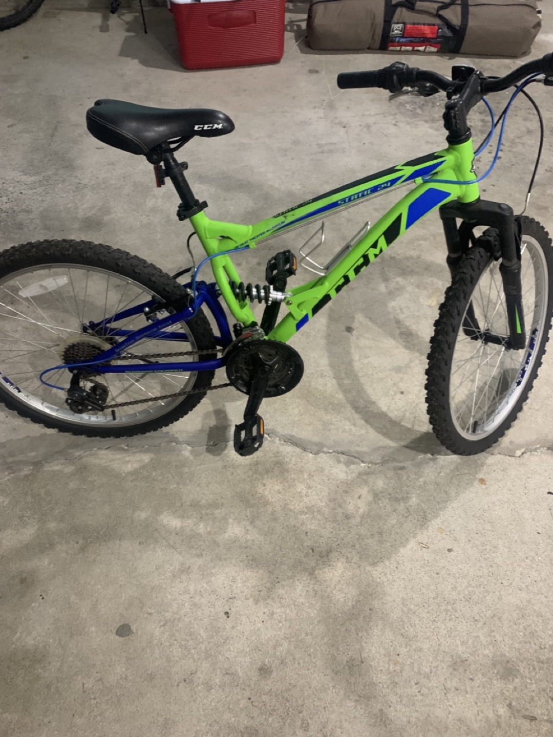 CCM Static 24" Mountain Bike - Green/Blue - photo 3