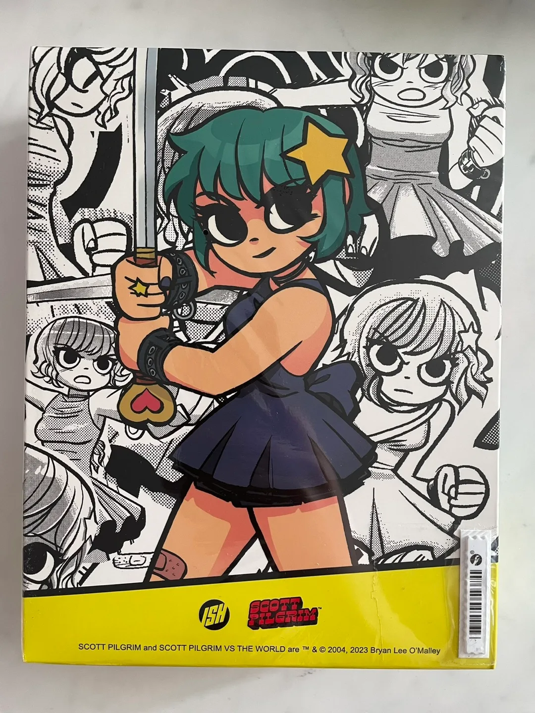 BNIB - ISH Scott Pilgrim Figure - Ramona Flowers Green image indicator(4)