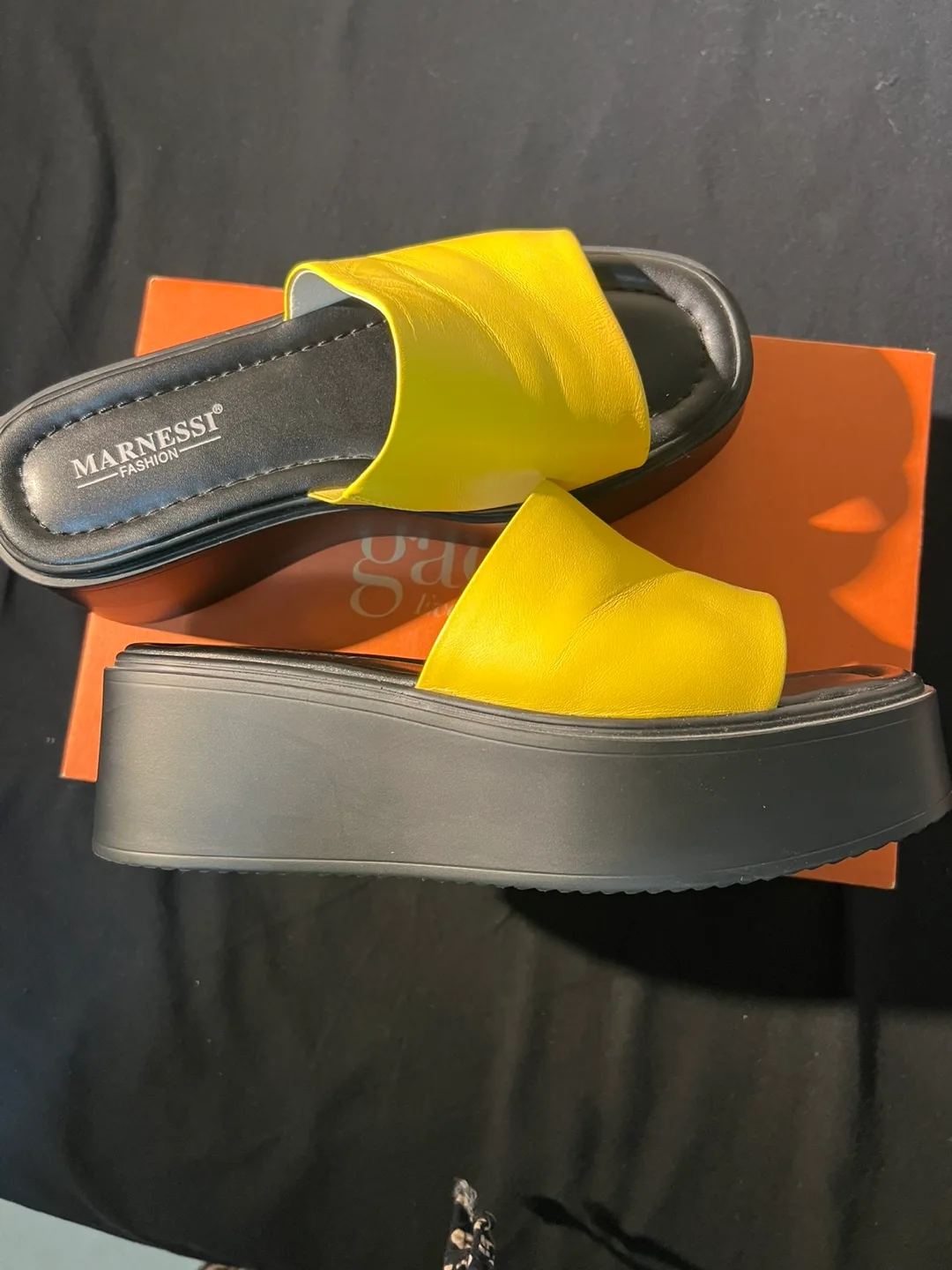 Marnessi Fashion Yellow Platform Slides image indicator(4)