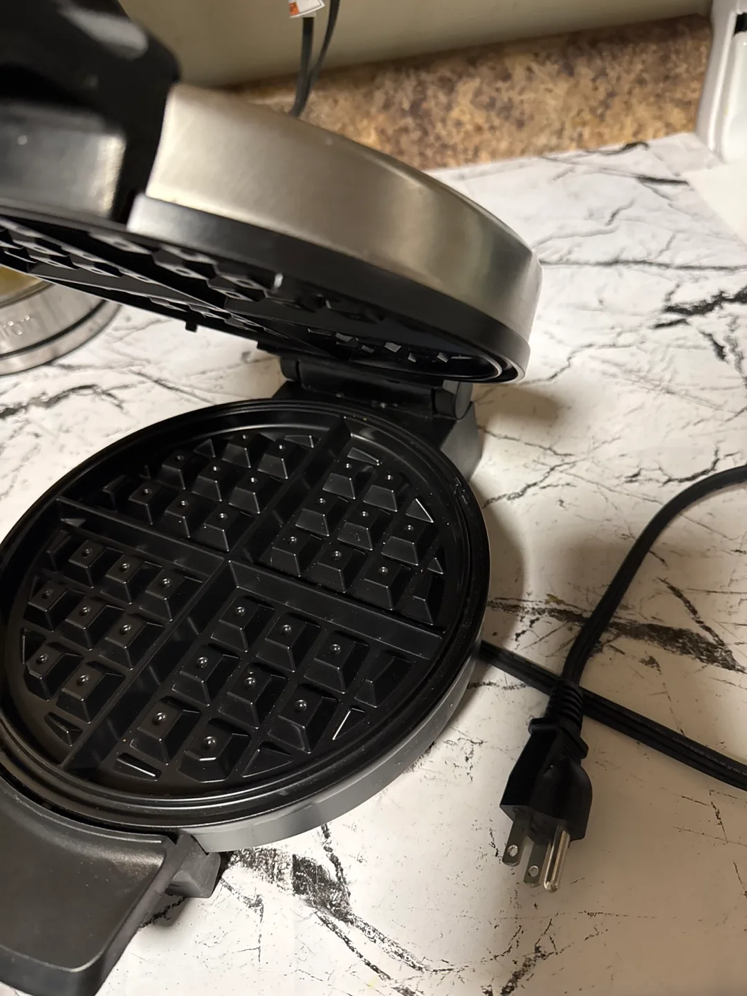 Black+Decker Waffle Maker image indicator(2)