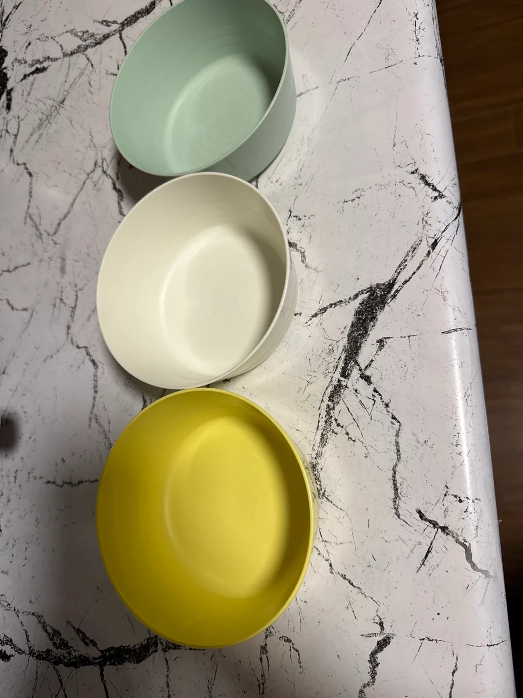 Set of 3 Colourful Bowls thumbnail