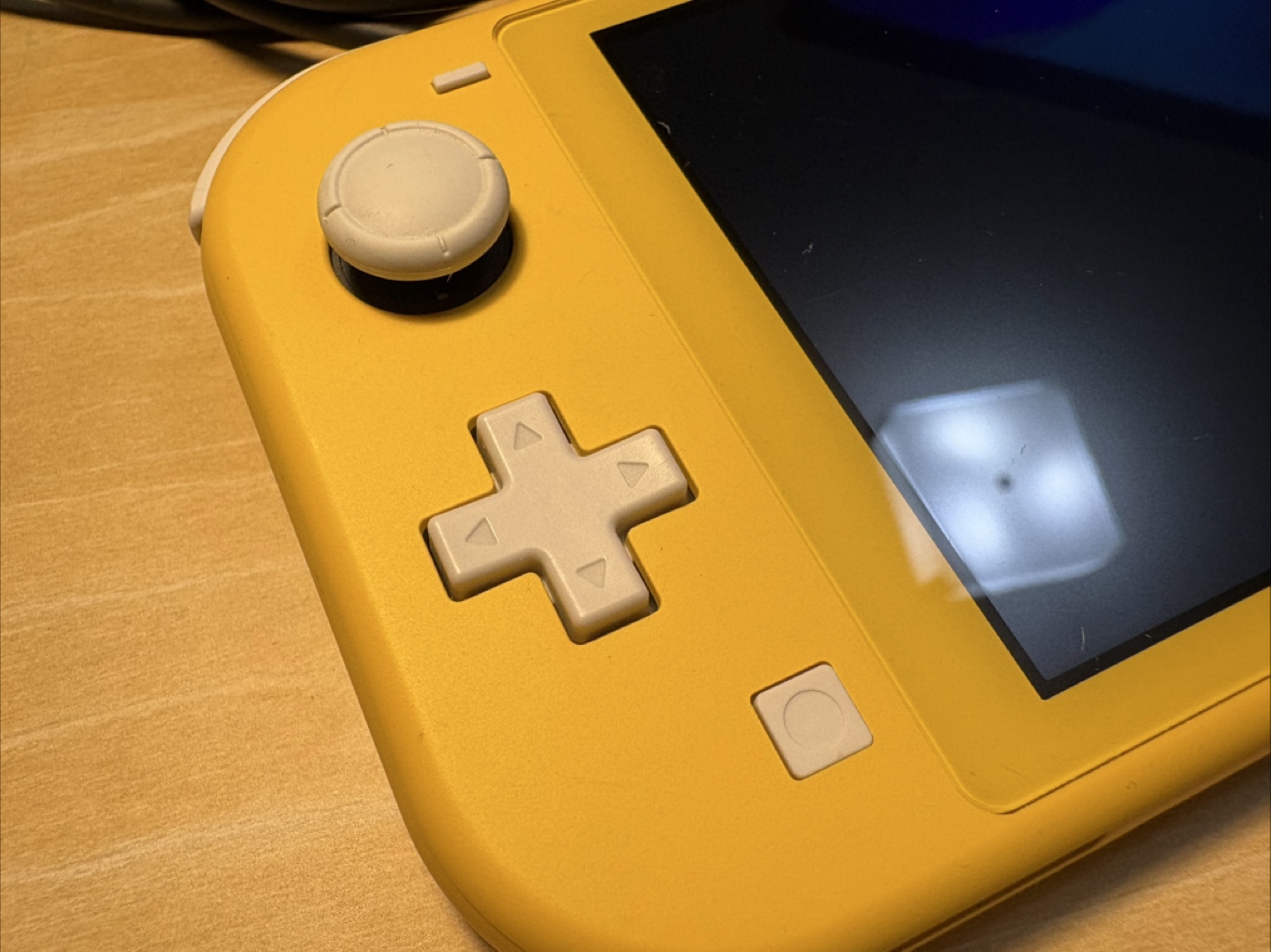 Nintendo Switch Lite - Yellow - photo 2