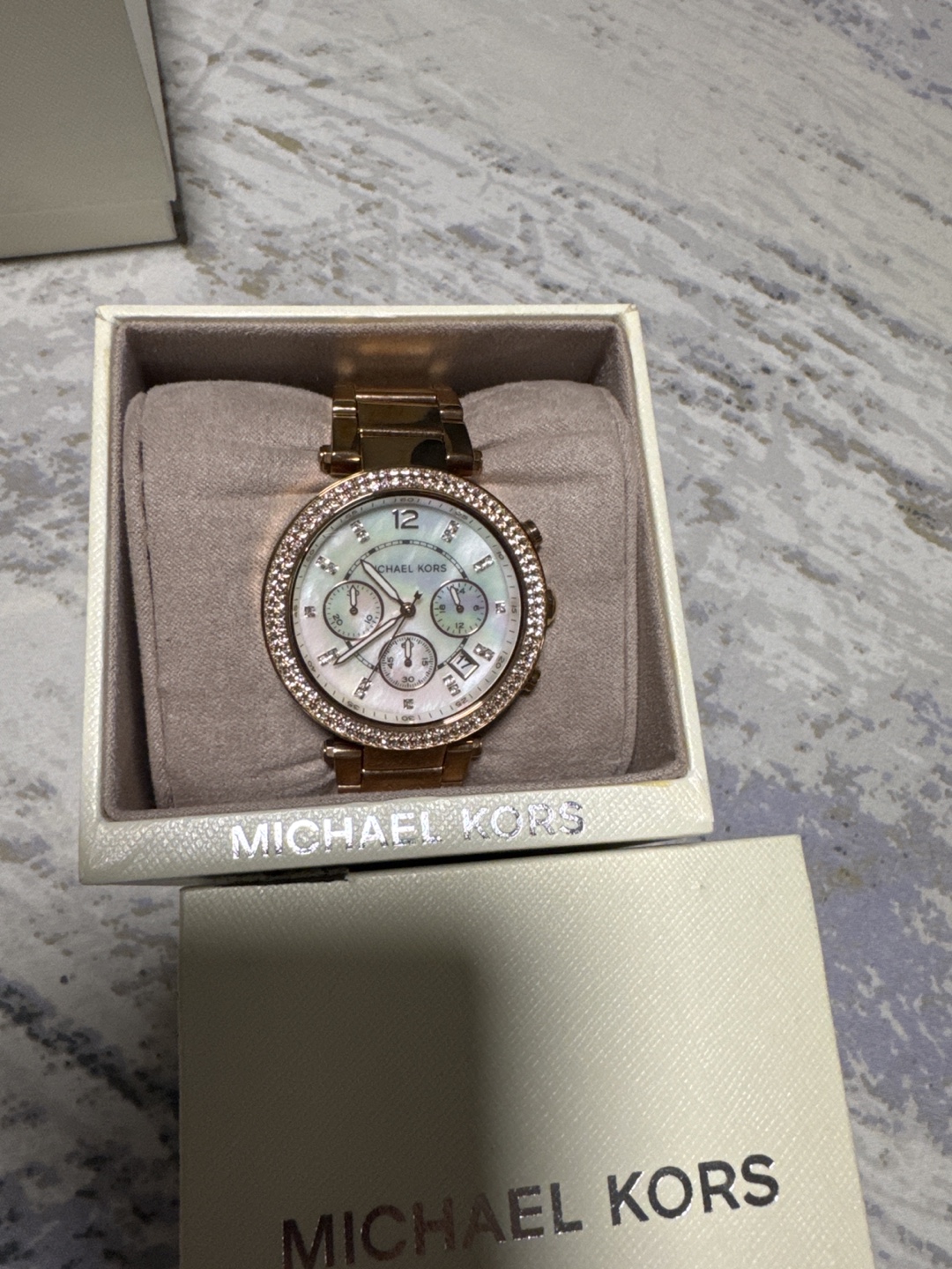 Michael Kors Rose Gold Watch with Box - photo 2