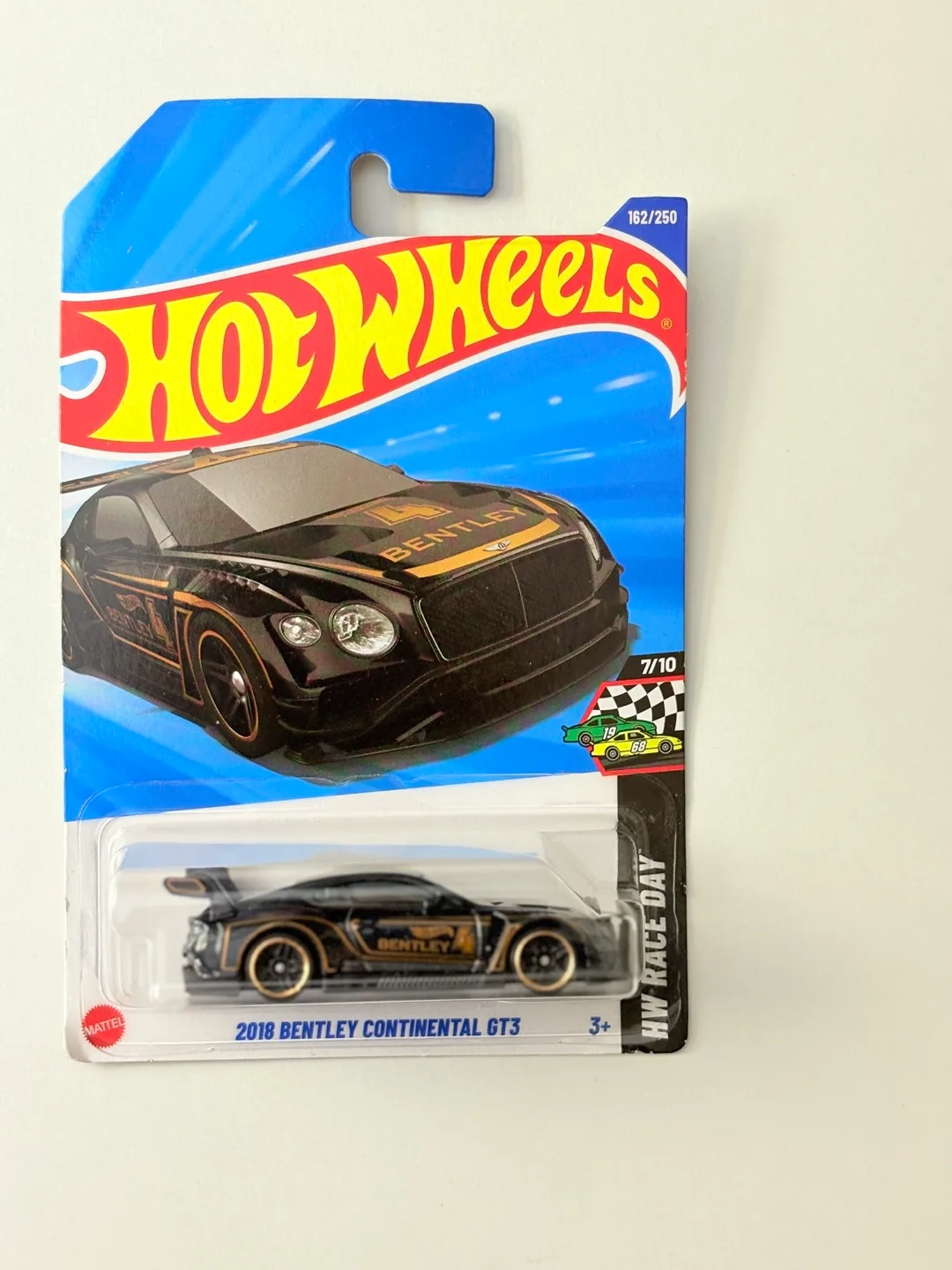 Hot Wheels 2018 Bentley Continental GT3 thumbnail