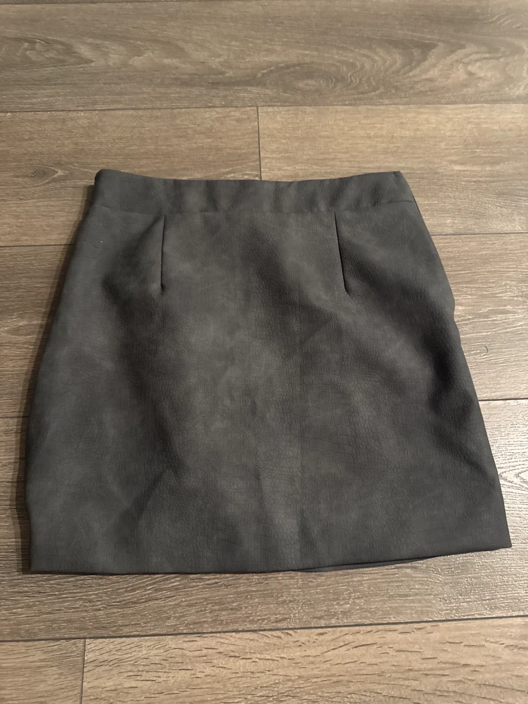 Grey Faux Leather Mini Skirt image indicator(3)
