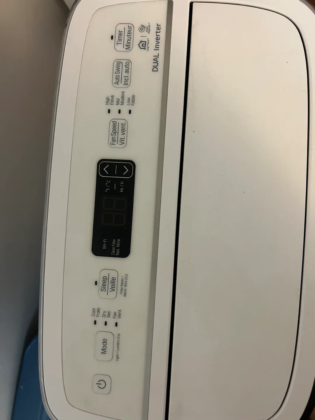 LG Portable Air Conditioner - White image indicator(2)