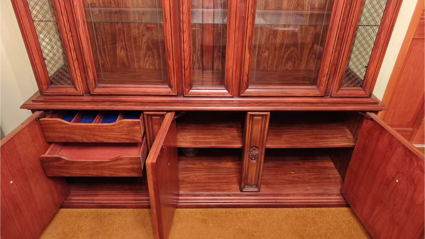 Antique-style Solid wood Hutch and Buffet set - photo 3