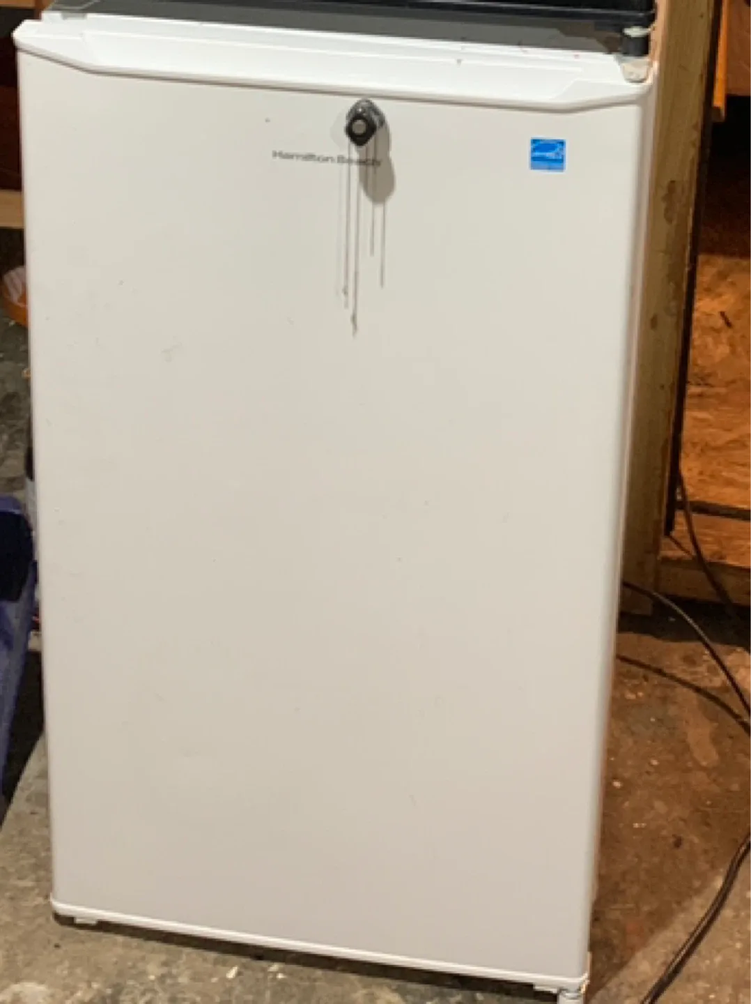 Hamilton Beach White Mini Fridge