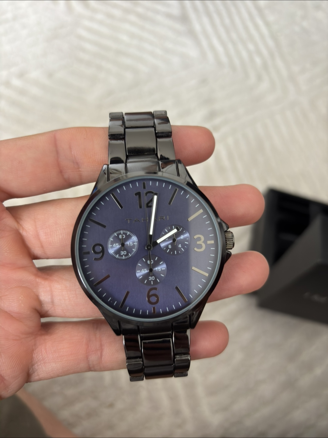 Tahari Men's Watch with Box - photo 3