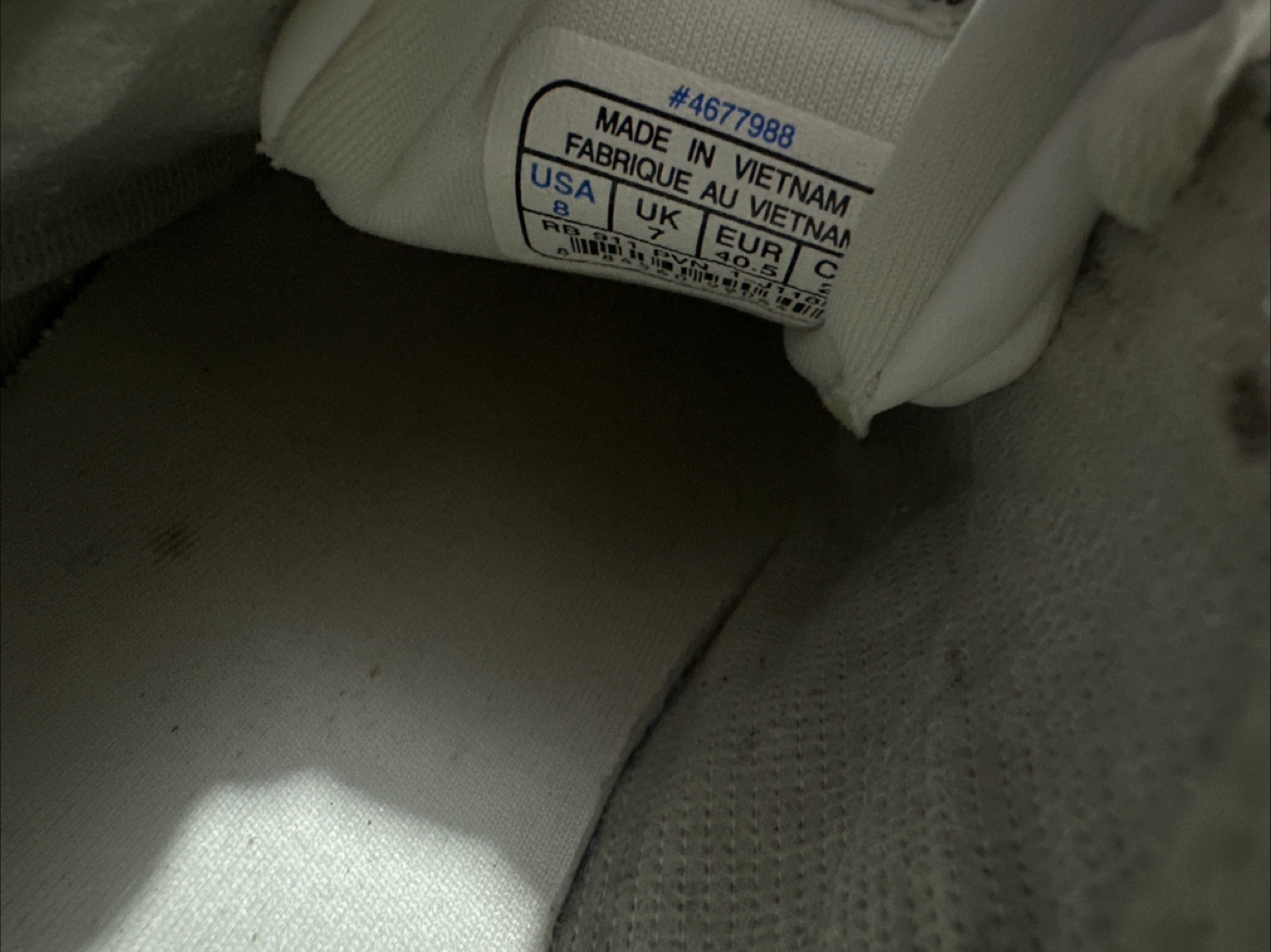 Reebok Classic White Sneakers - Size 8 - photo 2