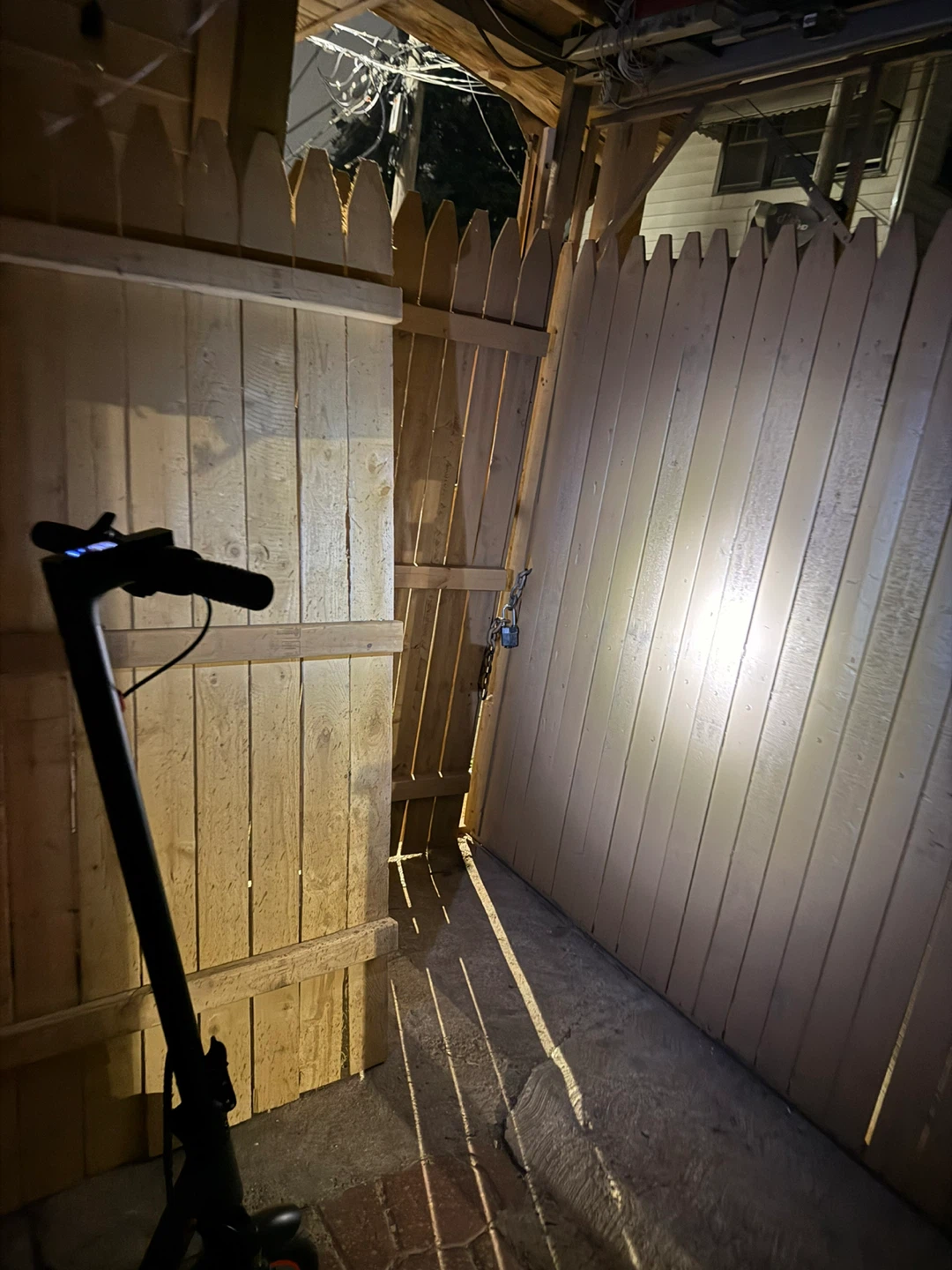 Roinside Electric Scooter - photo 2