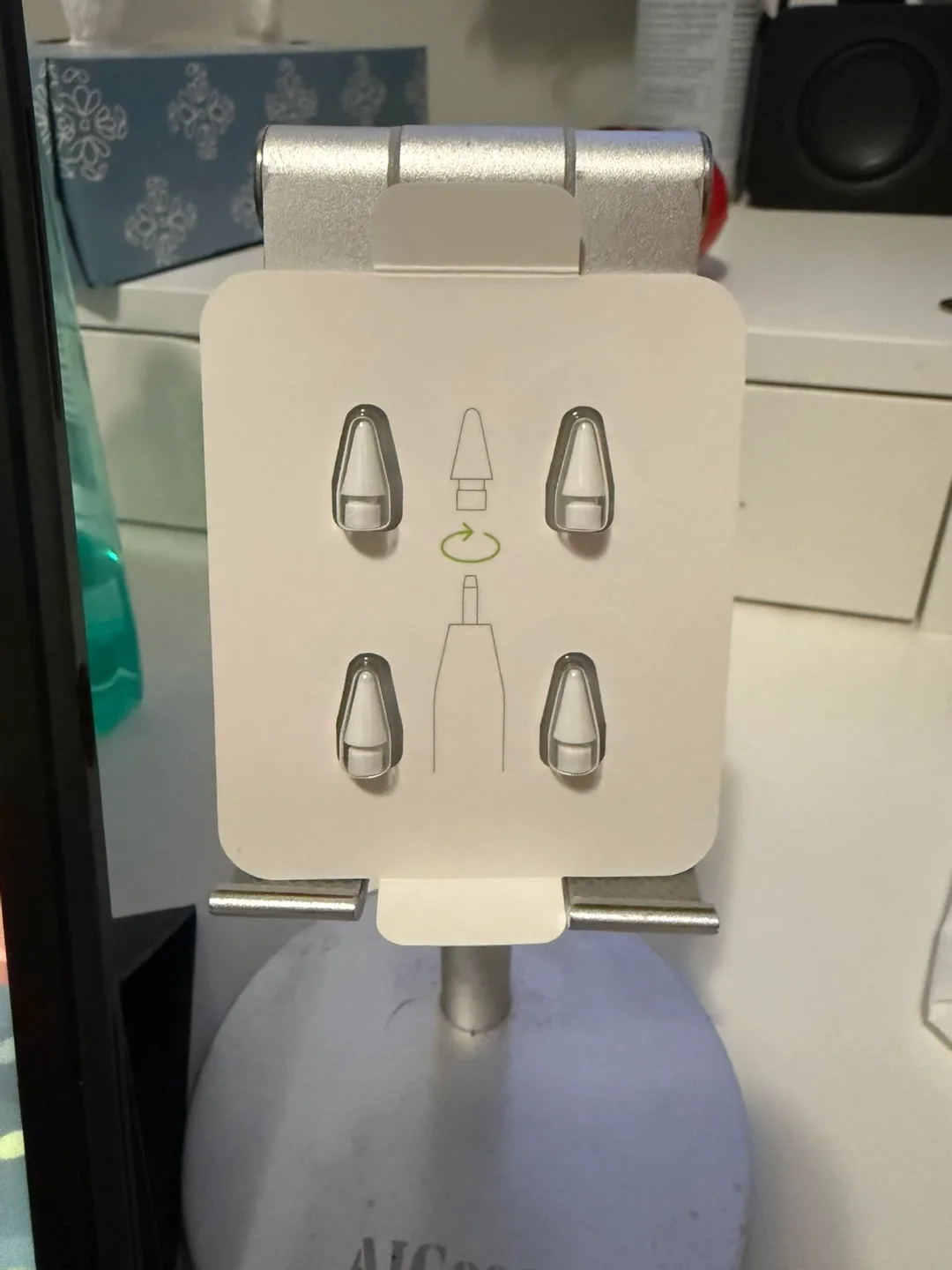 Apple iPad Pro 12.9-inch (5th Gen) 128GB image indicator(10)