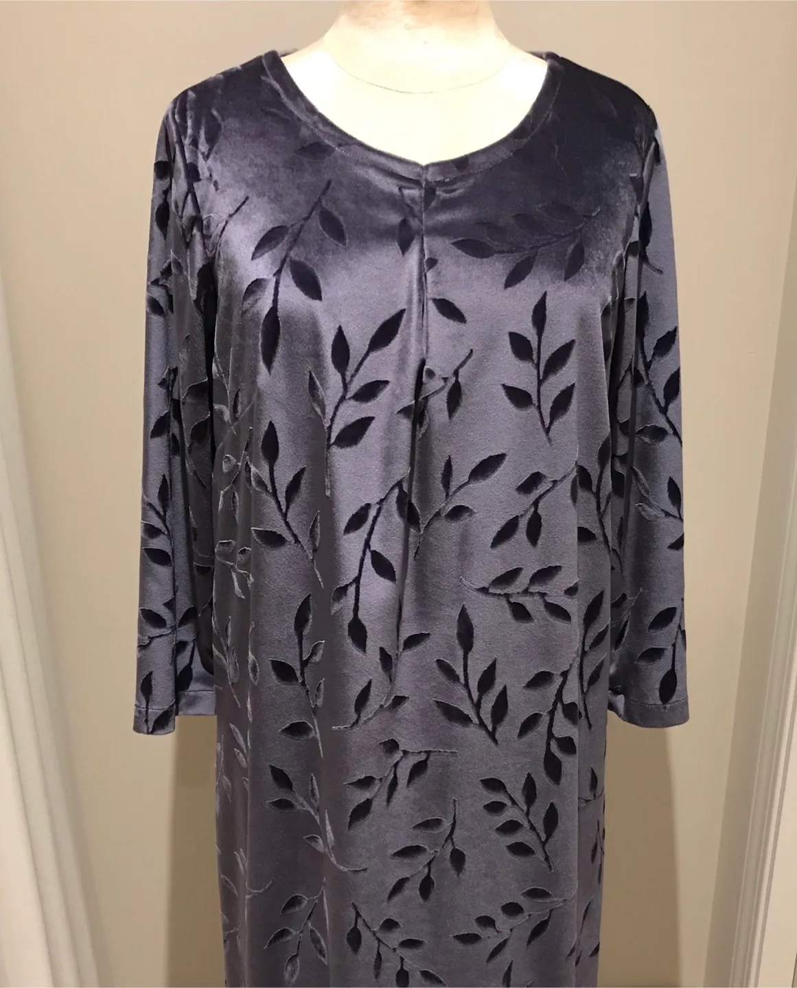 VELOUR DRESS/Tunic, LIKE NEW, Size MEDIUM, Custom Made
