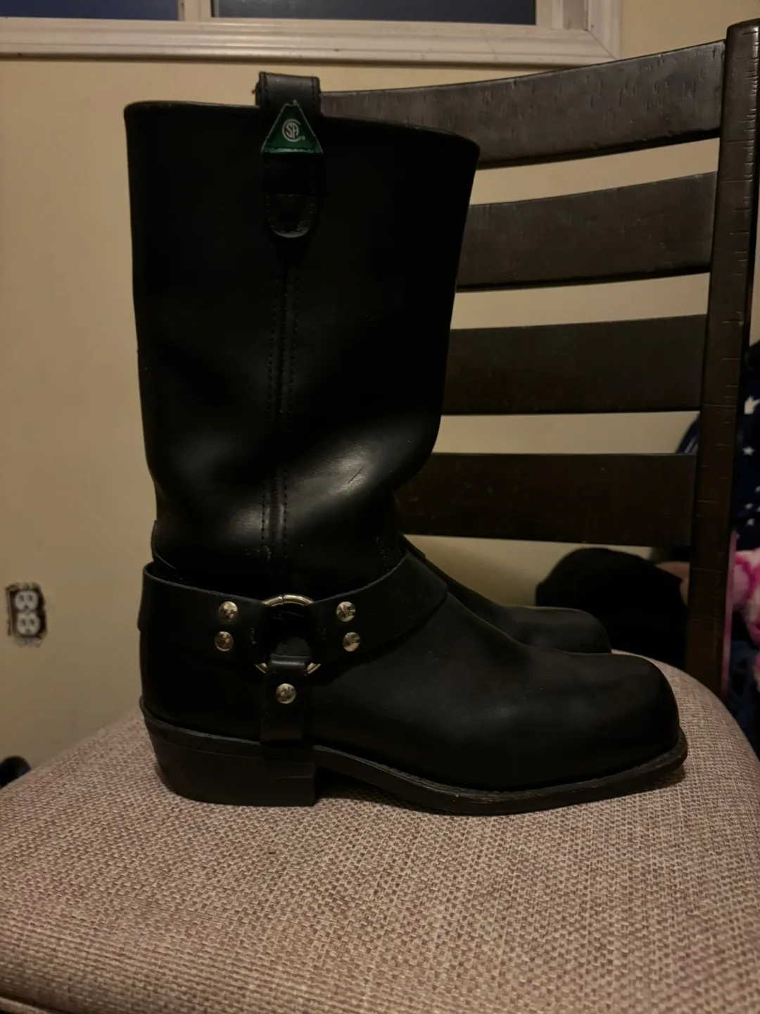 9.5 CSA Chippewa Black Leather Harness Boots