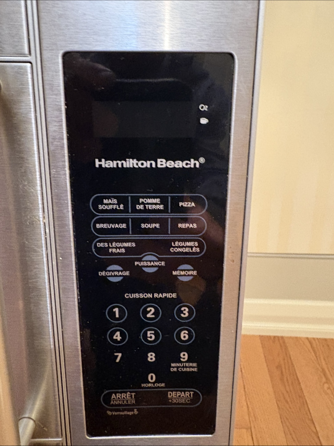 Hamilton Beach microwave model number EM720CPN – S - photo 3
