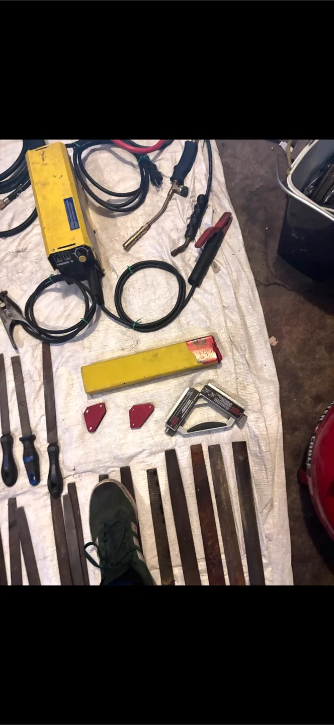 Powerfist 75 Mini Inverter Stick Welder image indicator(6)