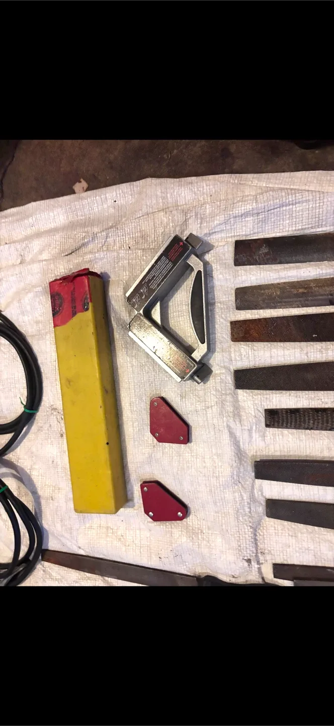 Powerfist 75 Mini Inverter Stick Welder image indicator(7)