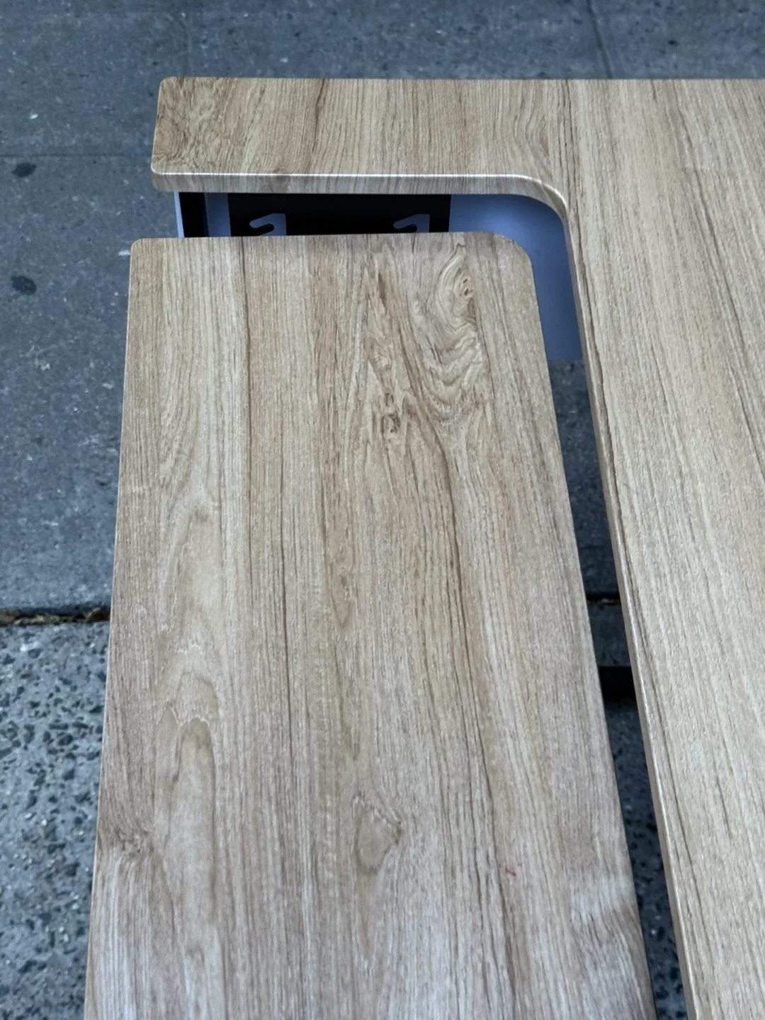 Free Wood & Black Metal Desk image indicator(4)