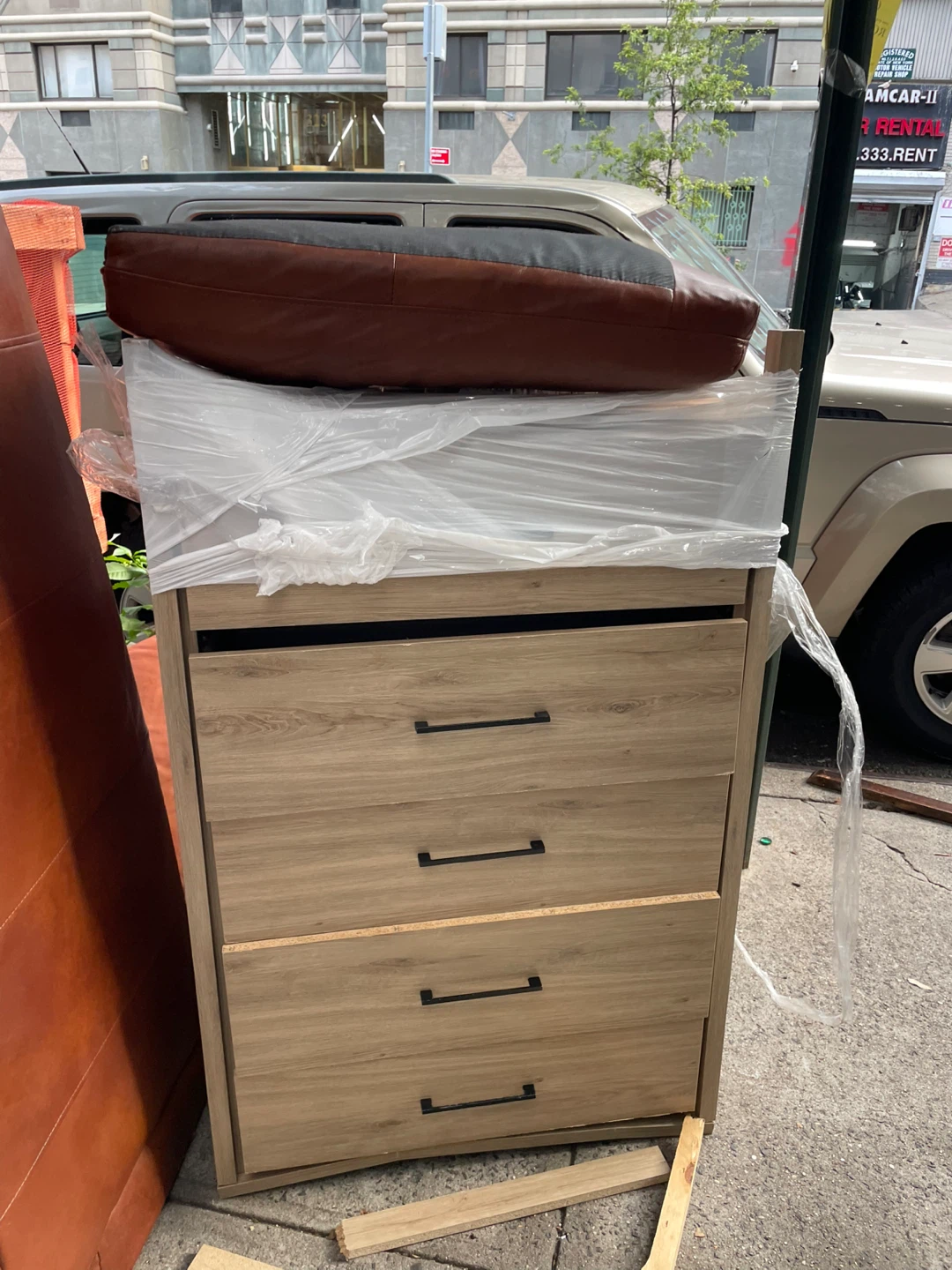 Free 4-Drawer Dresser - photo 3