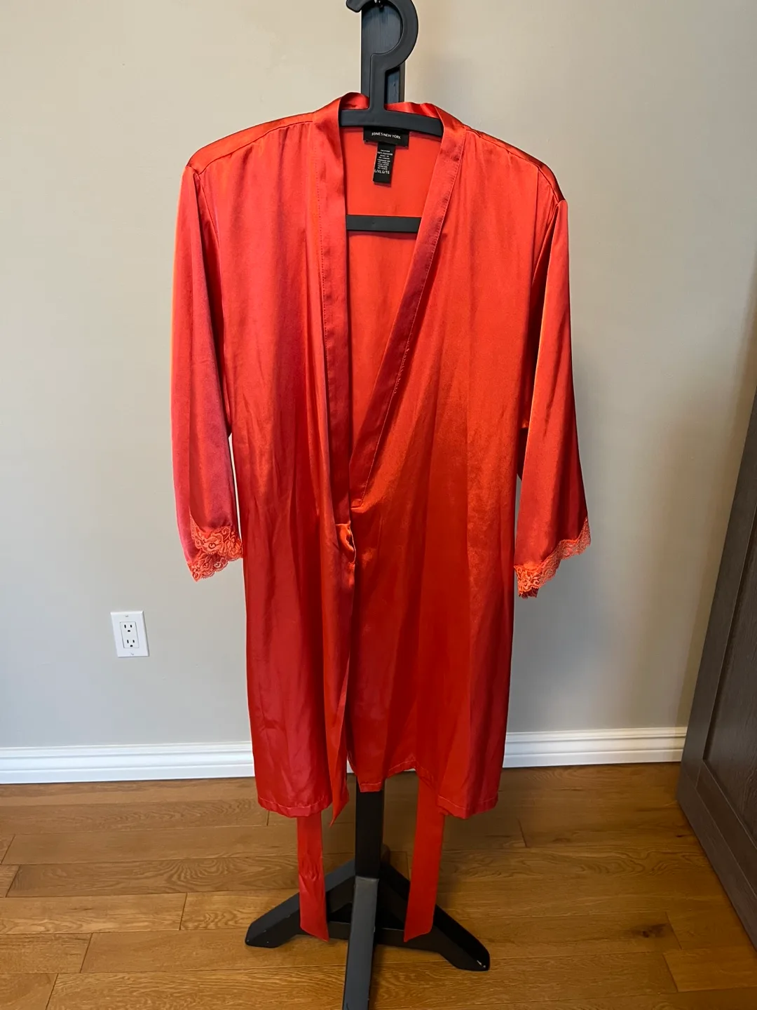 Jones New York Robe - Size L/XL thumbnail