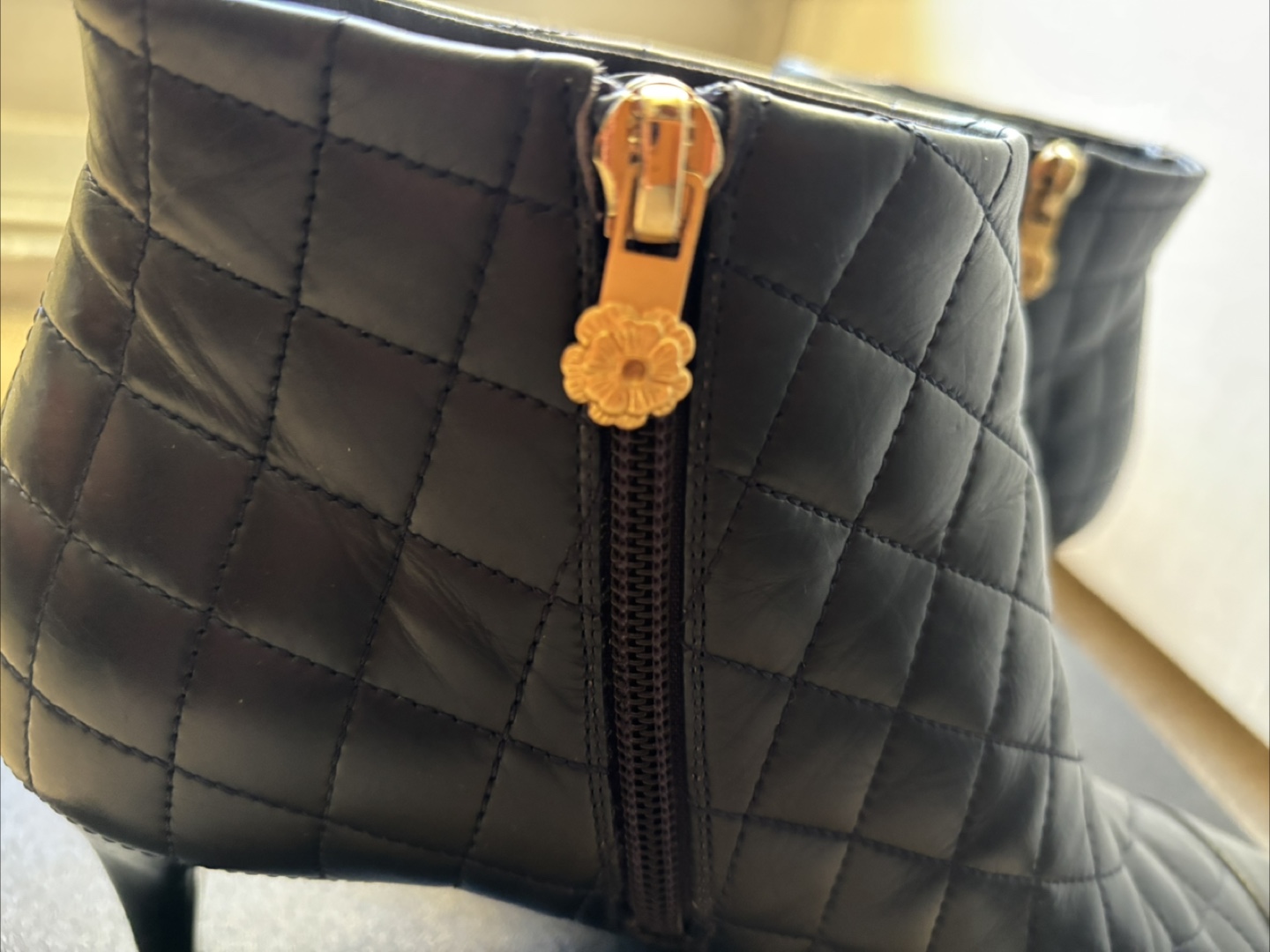Authentic Chanel Quilted Leather Ankle Boots navy blue - photo 4